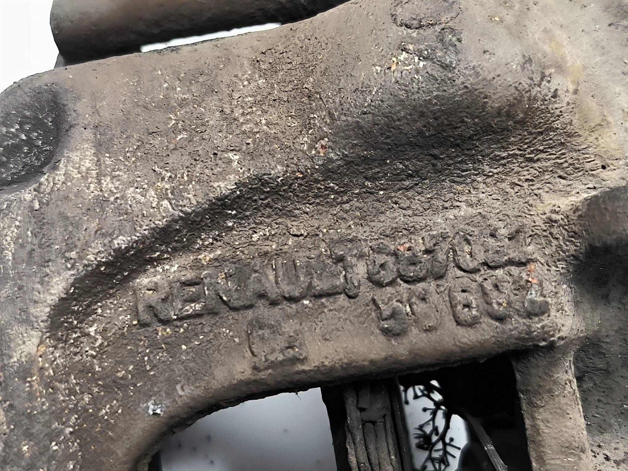 caliper brake front right OPEL VIVARO
