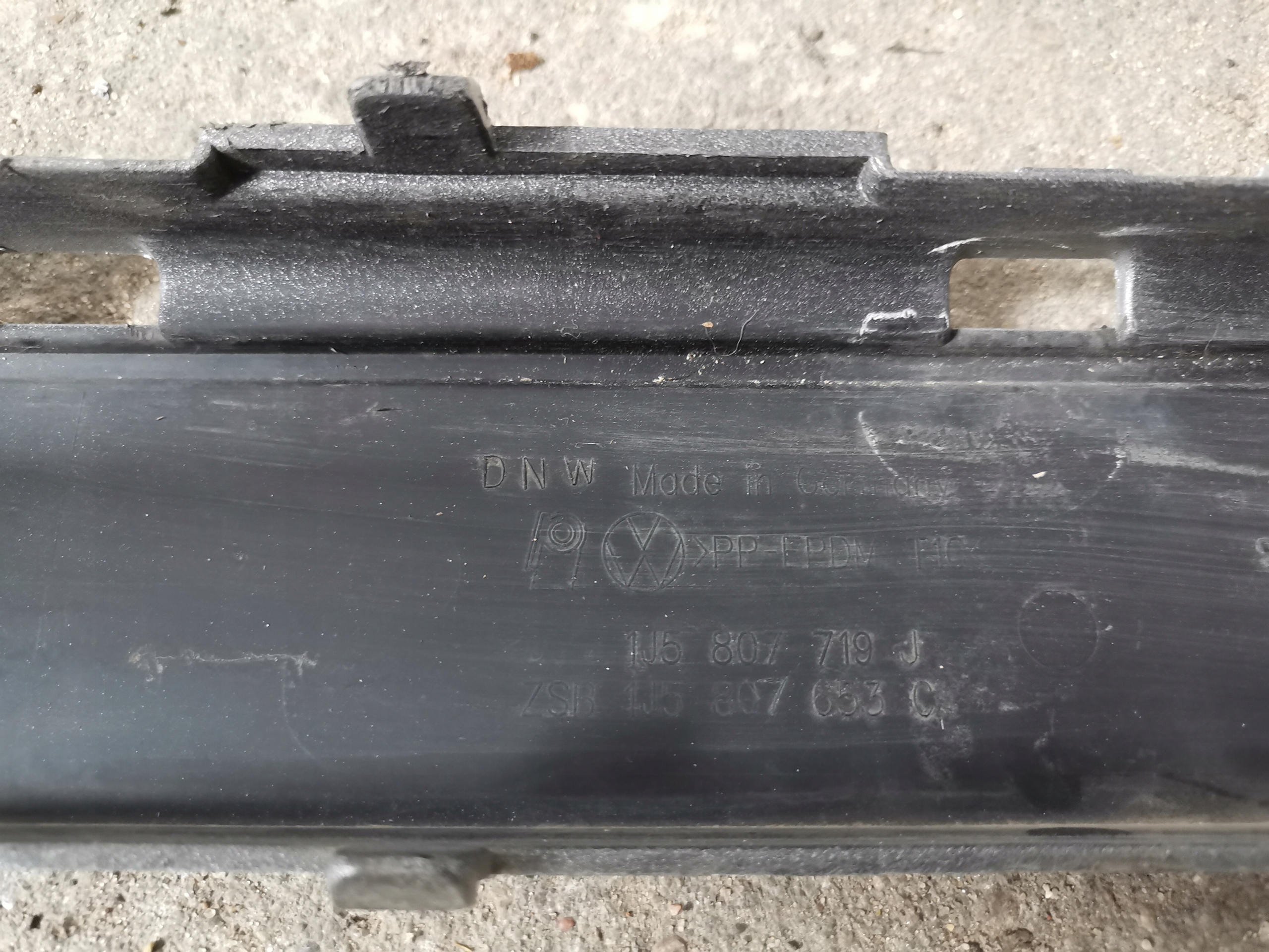 accessori Paraurti Anteriore VW Bora 1J5807719J