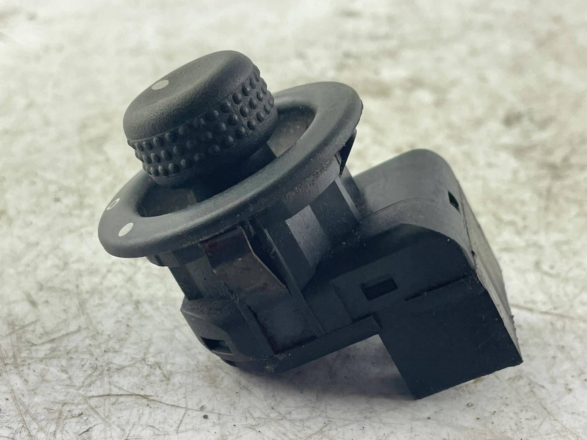 mirror control switch button 7700429992 Renault Dacia Clio Logan