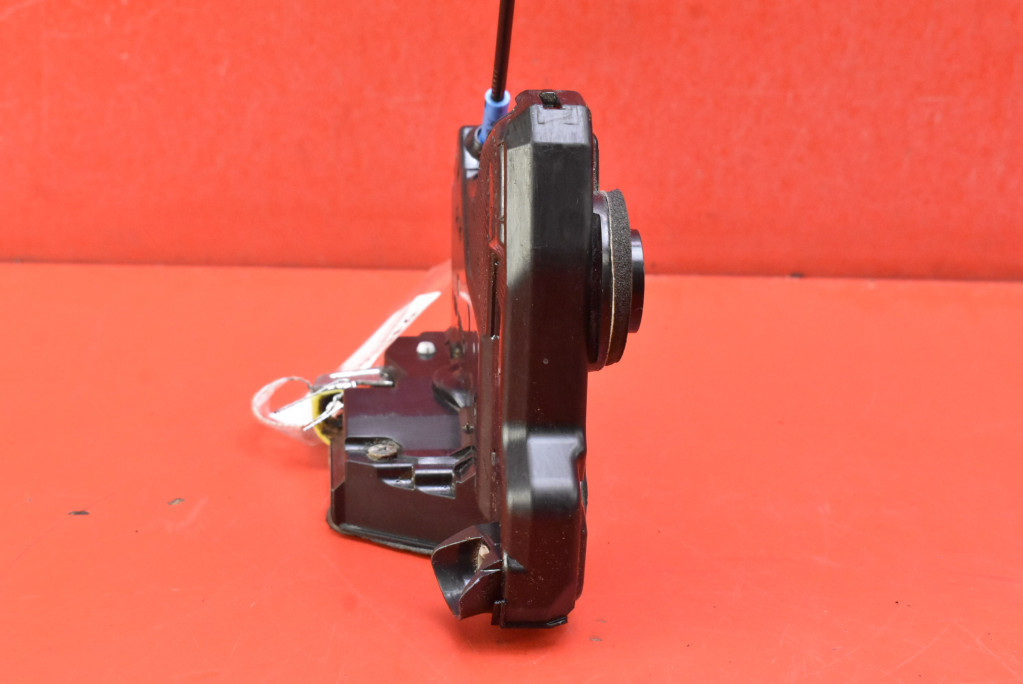 lock door left front front EU TOYOTA AURIS 2 II LIFT 15-18