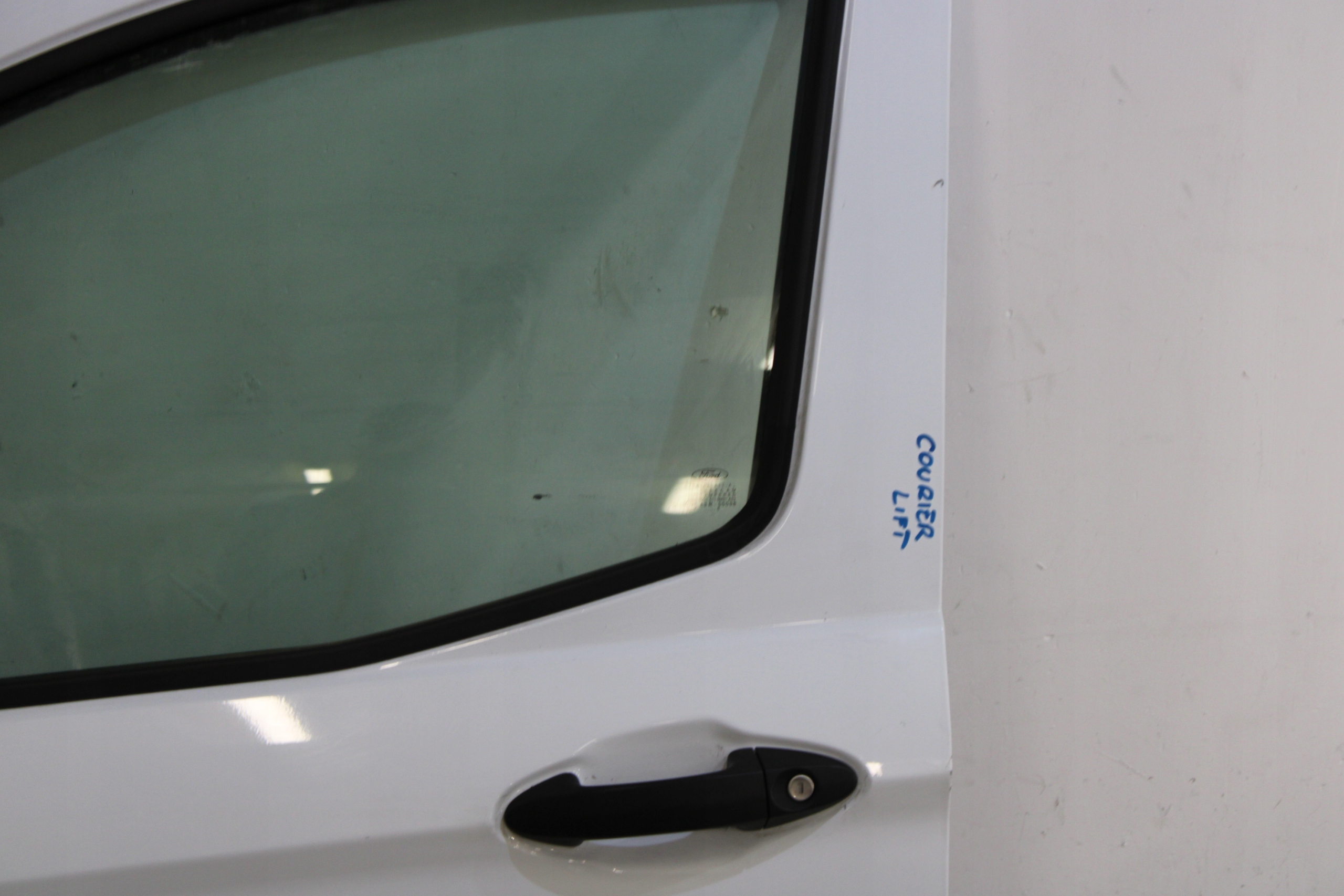 door left front front FORD TRANSIT COURIER LIFT 2018-2023