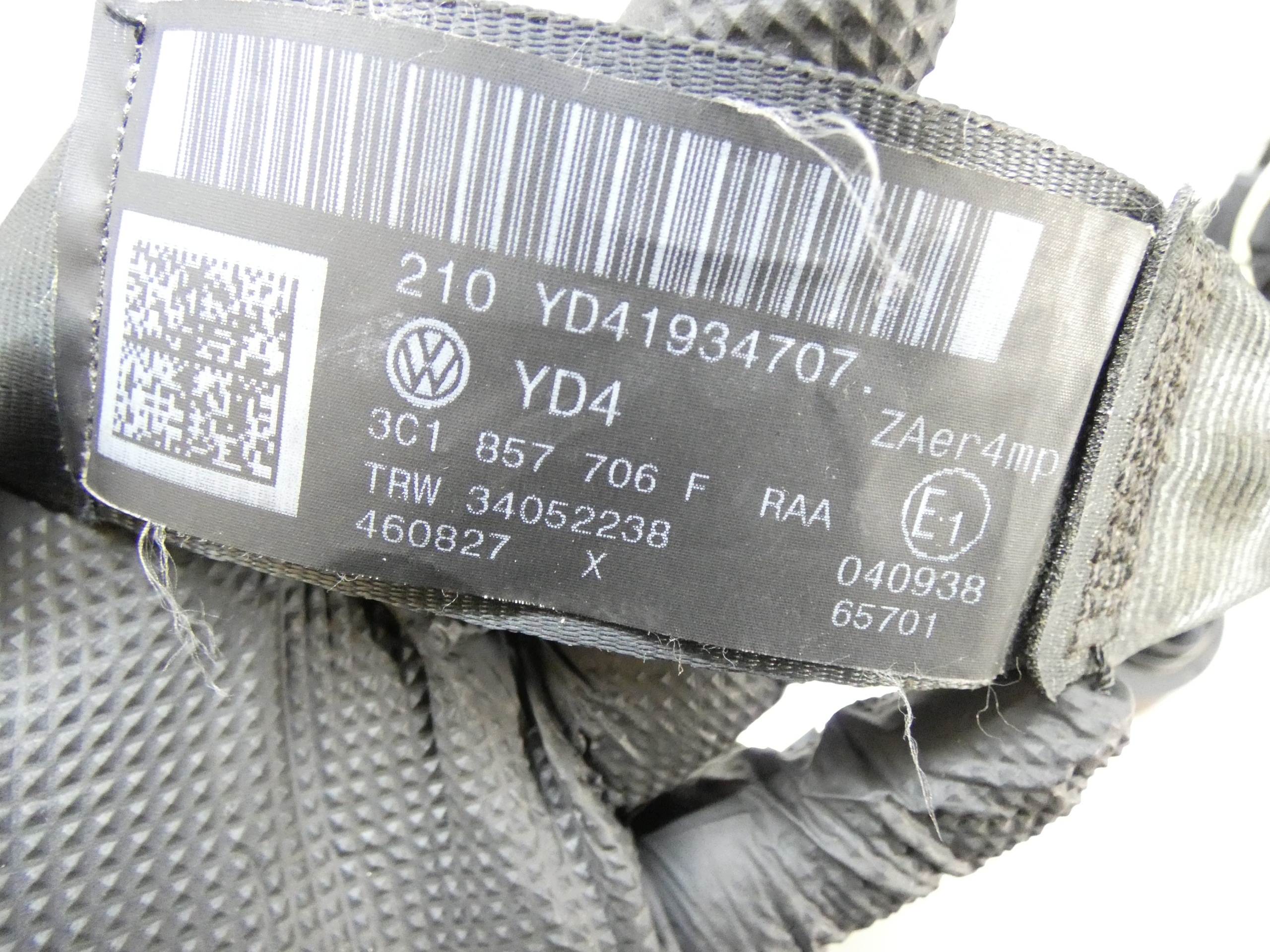 tension belt safety right front VW PASSAT B6 05-10 3C1857706F