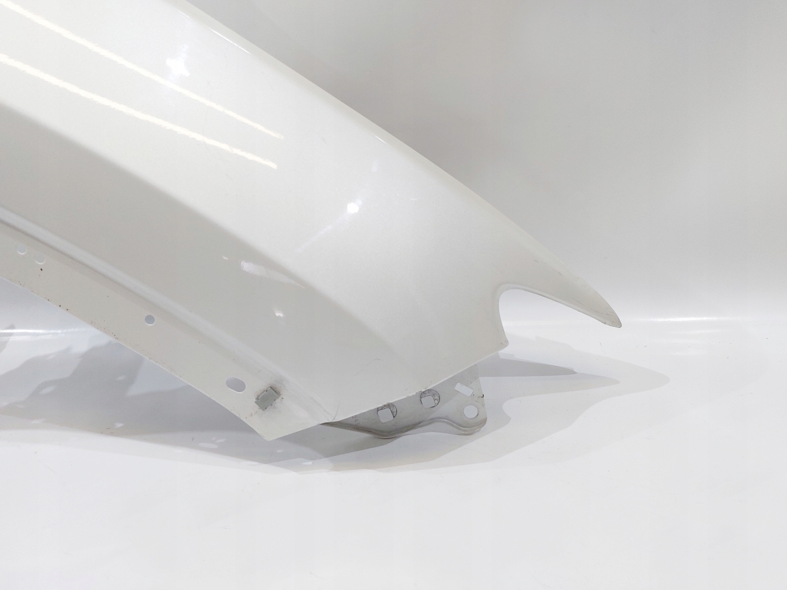 BŁOTNIK PRZÓD PRAWY JEEP COMPASS II 17r Producent części Jeep OE