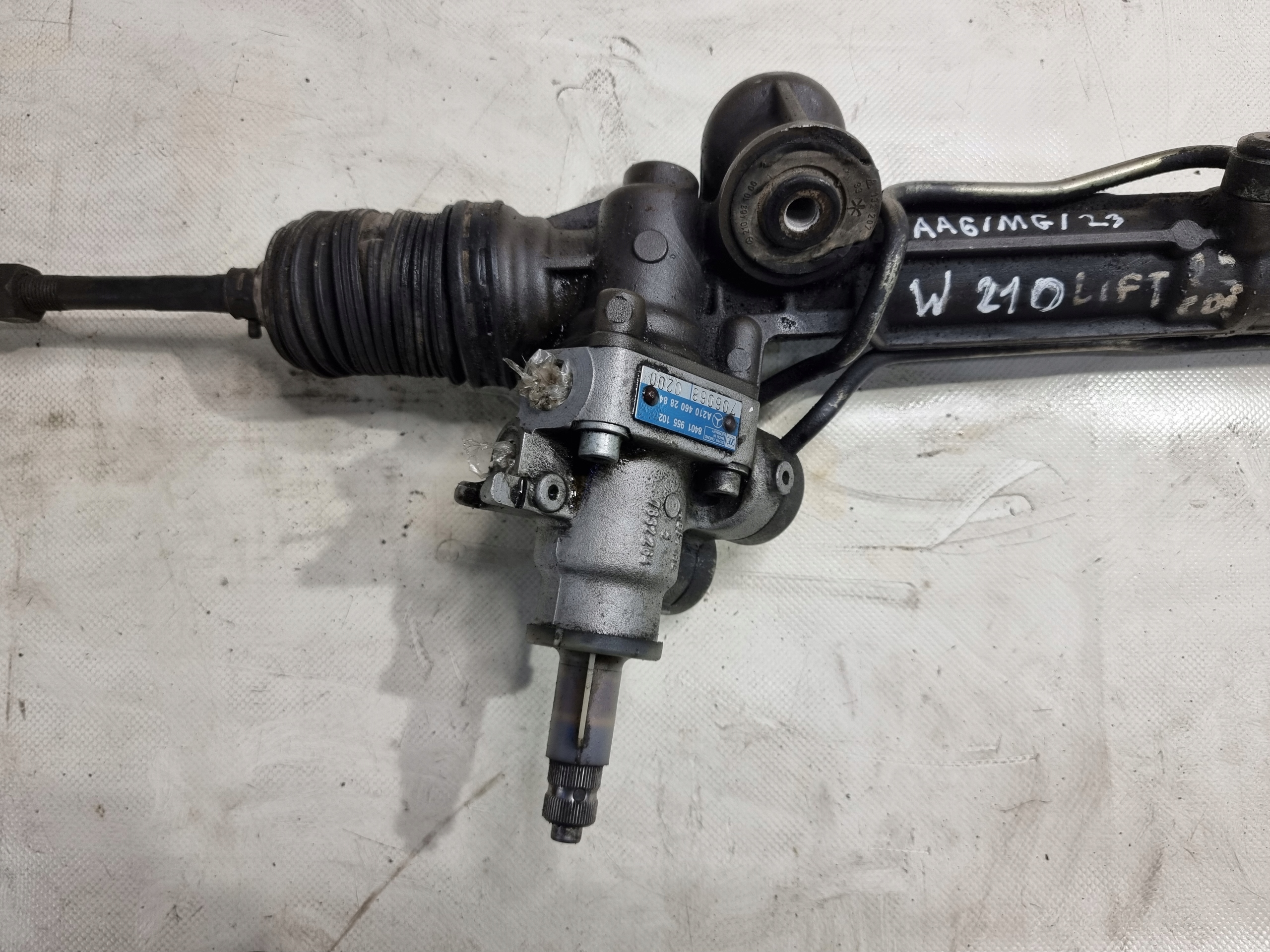 control drag rod servo steering OE A2104602884 MERCEDES E KLASA W210