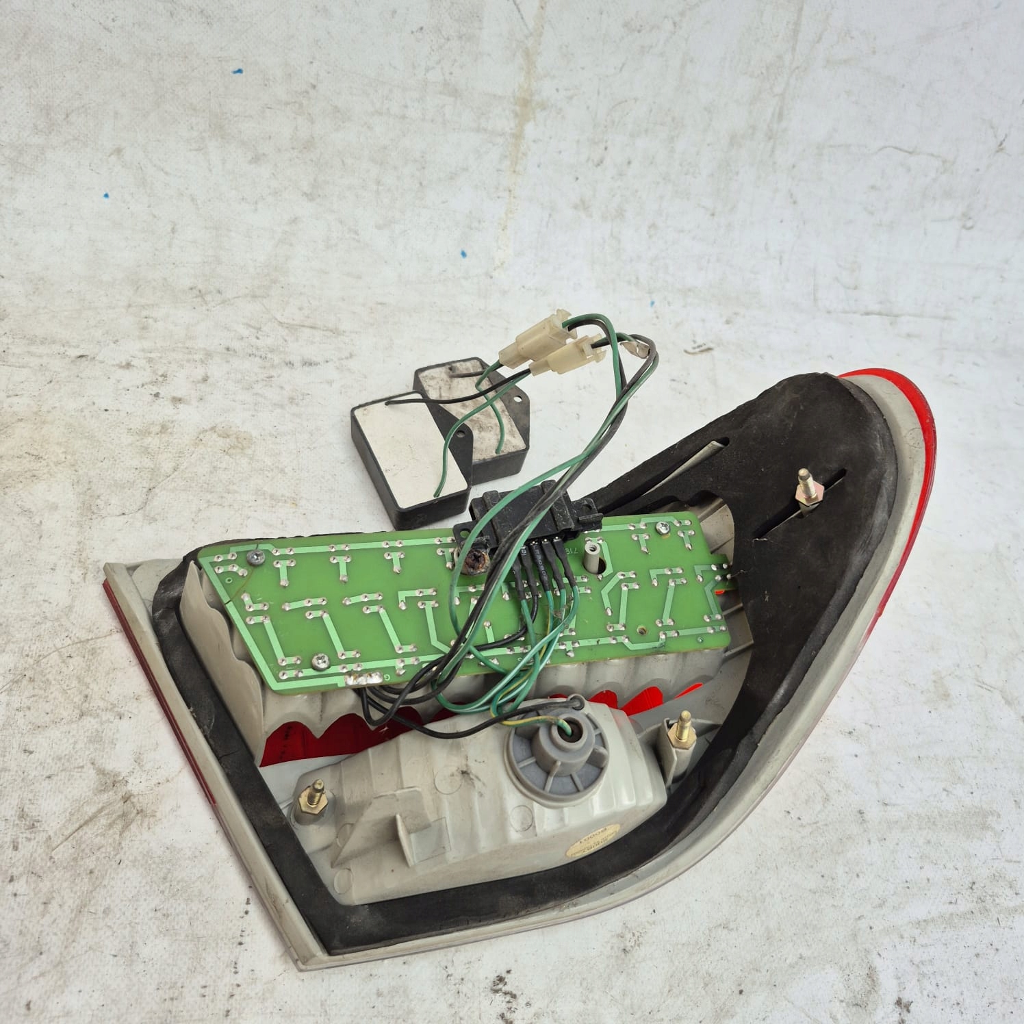 MERCEDES E KLASA W210 sedan light right rear part rear LED TUNING replacement