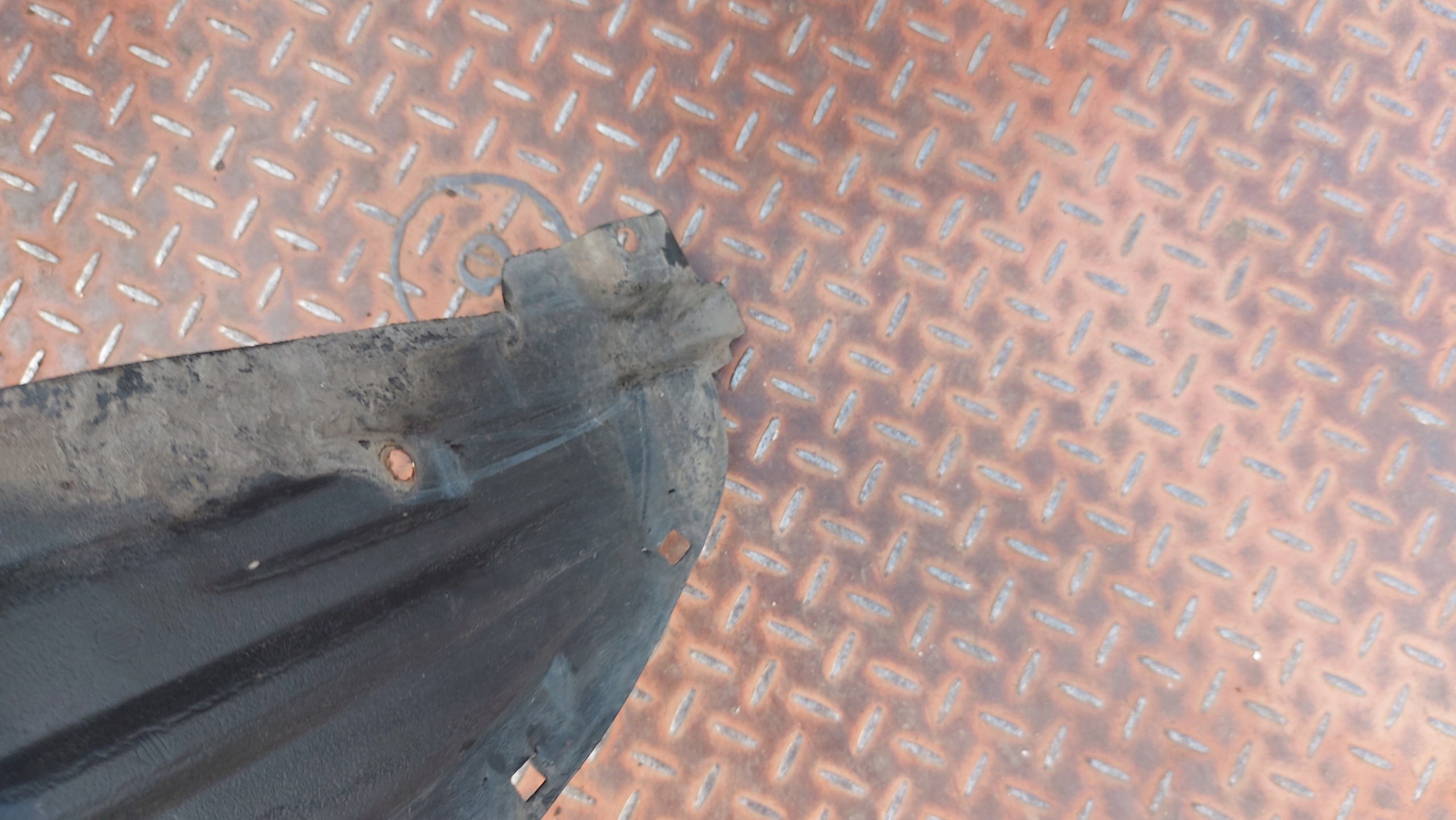 mudguard left front TOYOTA RAV4 III 05-12