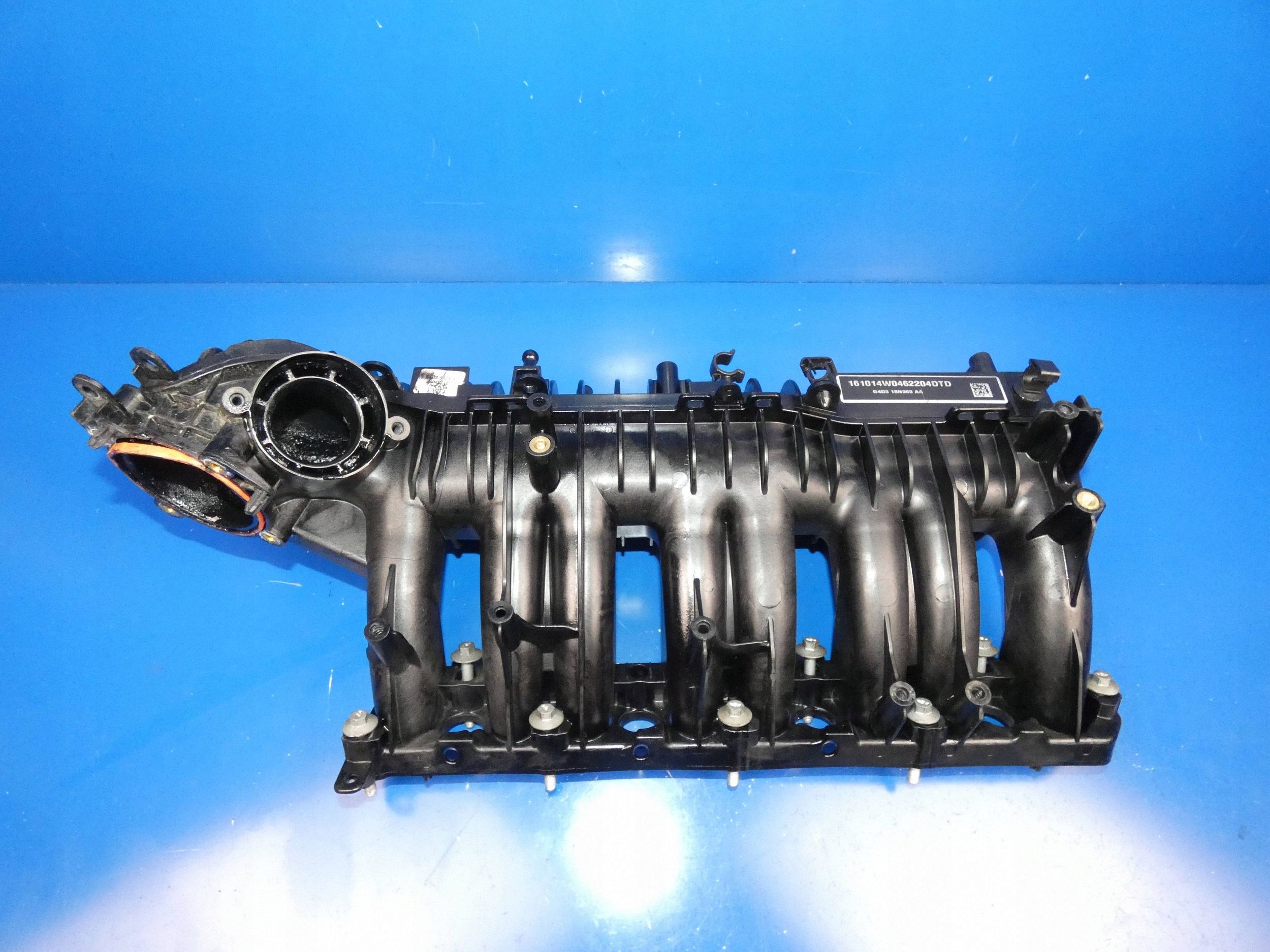 intake manifold Jaguar F-Pace G4D318N968AA