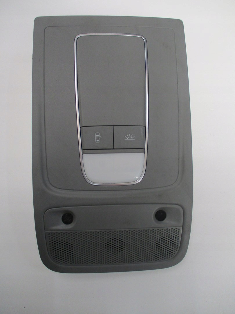 LAMPKA PODSUFITKI AUDI A3 8V0