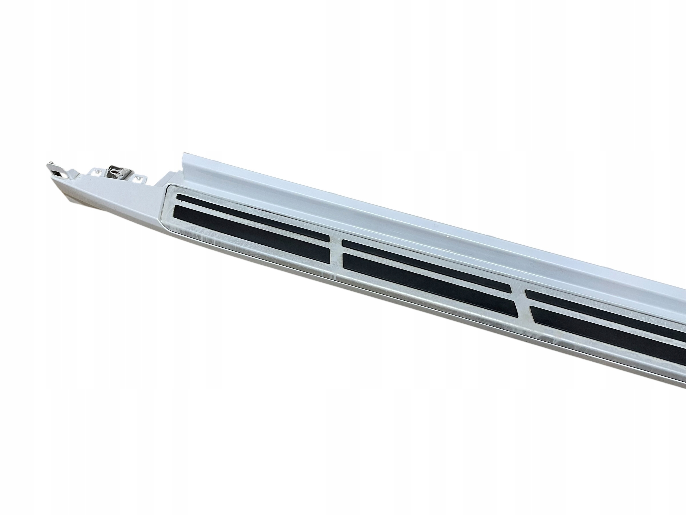 moulding threshold left PODSWIETLANA m-packet + support KPL BMW X7 G07 LCI A96