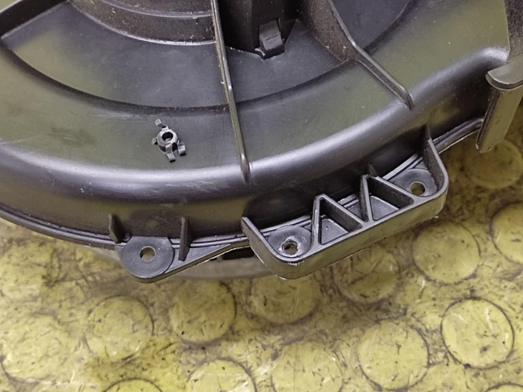 VW POLO IV fűtőmotor levegő 6Q1819015C
