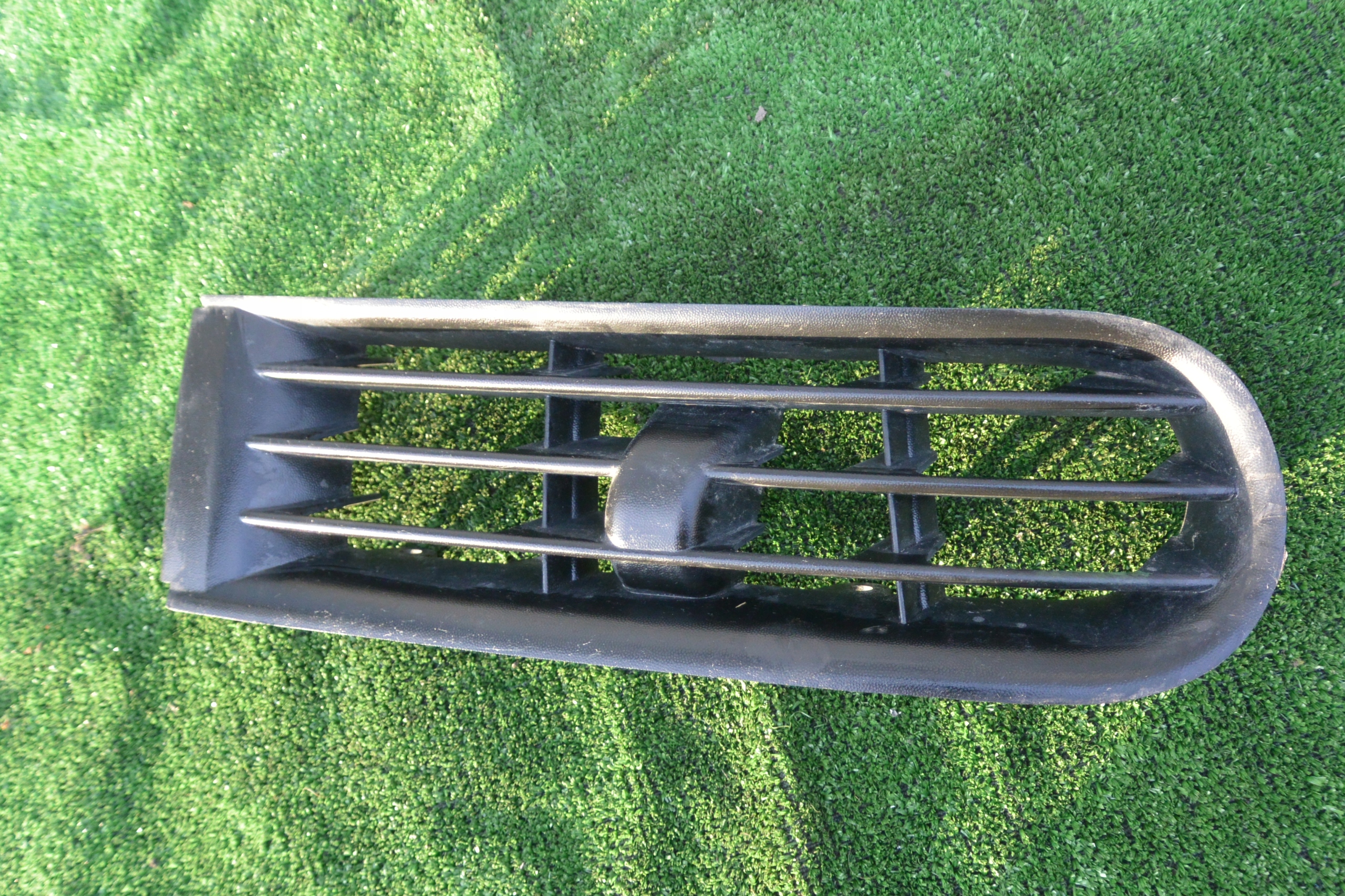grid of a bumper grille spoiler right AUDI A3 8L 2000-2003 ROK