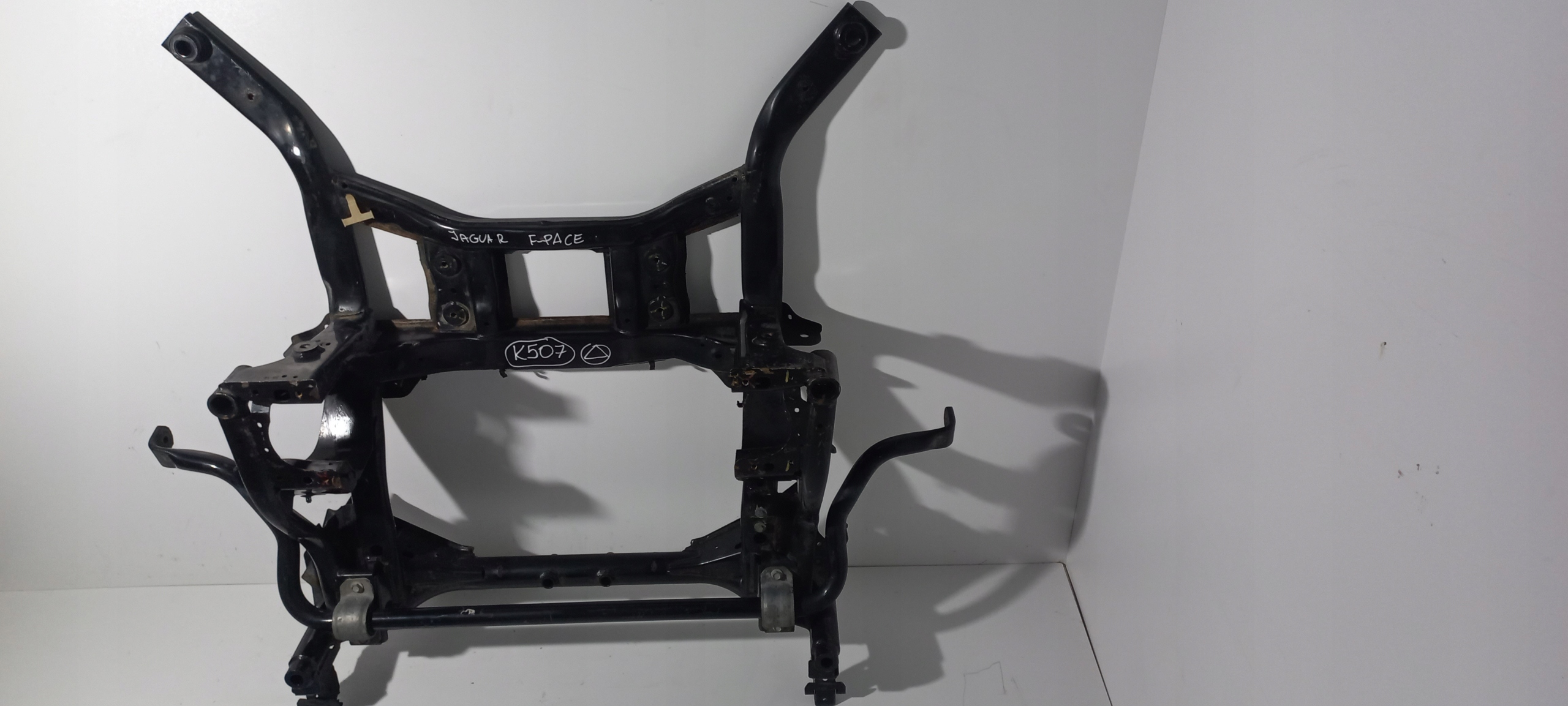 JAGUAR F-PACE axle beam front subframe HK83-51836-AA