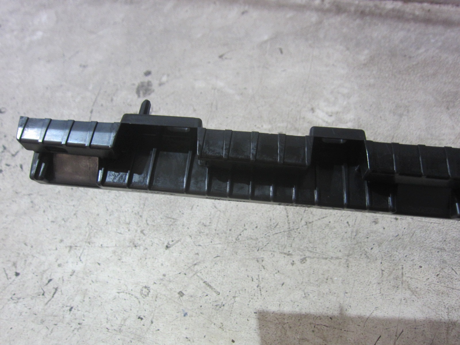 VOLVO XC90 II holder support console XC 90 left of the threshold left 31395857