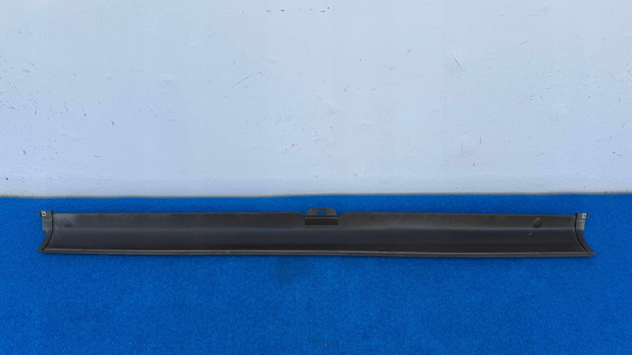 left threshold moulding threshold left VW GOLF plus CROSS 5M0853859 E524IP