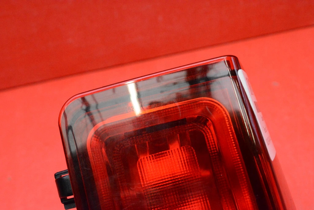 light lights rear part rear. KOMPLET RENAULT TRAFIC 3 III 14-21