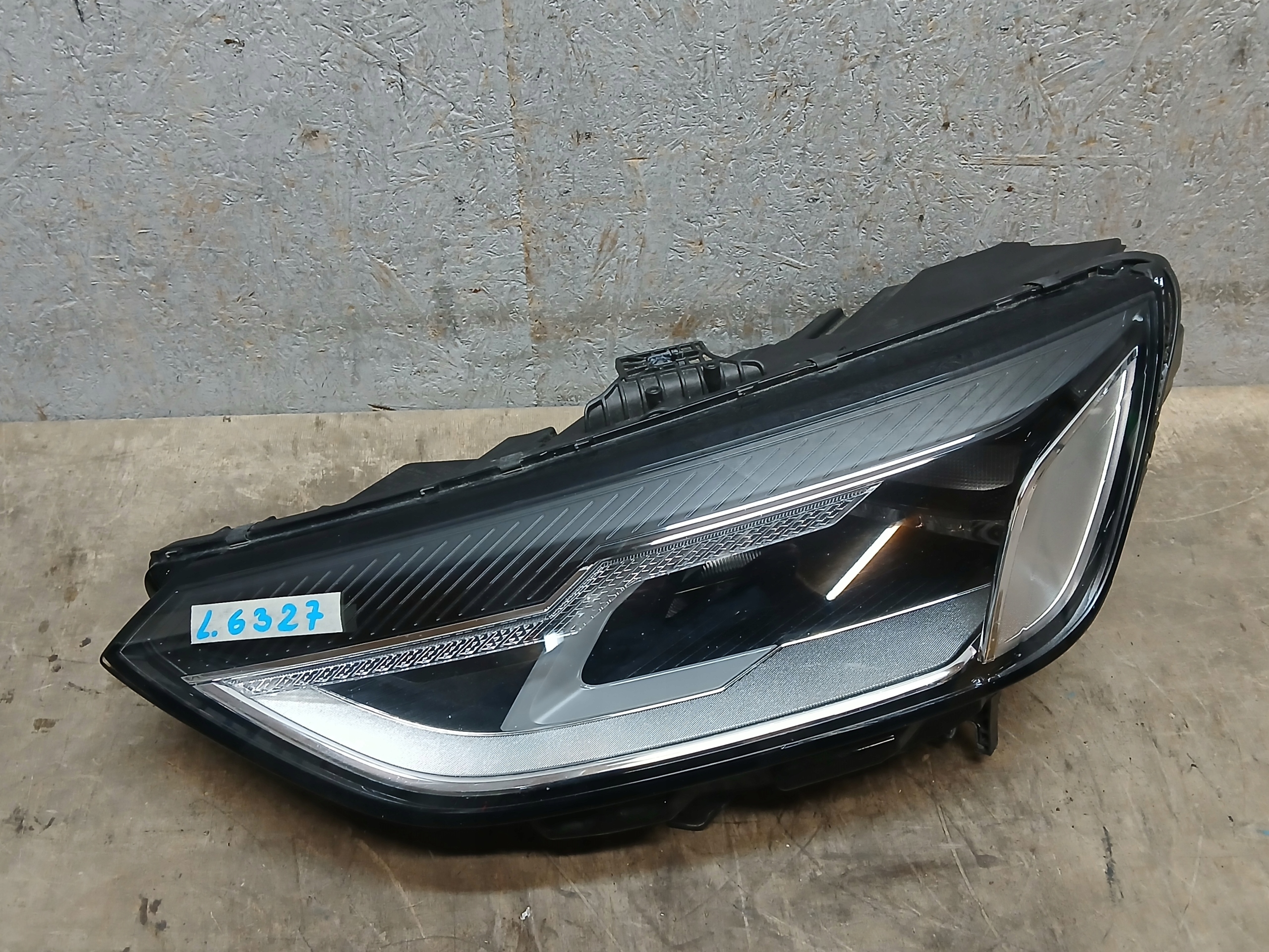 light front left AUDI A4 B9 8W LIFT 19- FULL LED 8W0941011