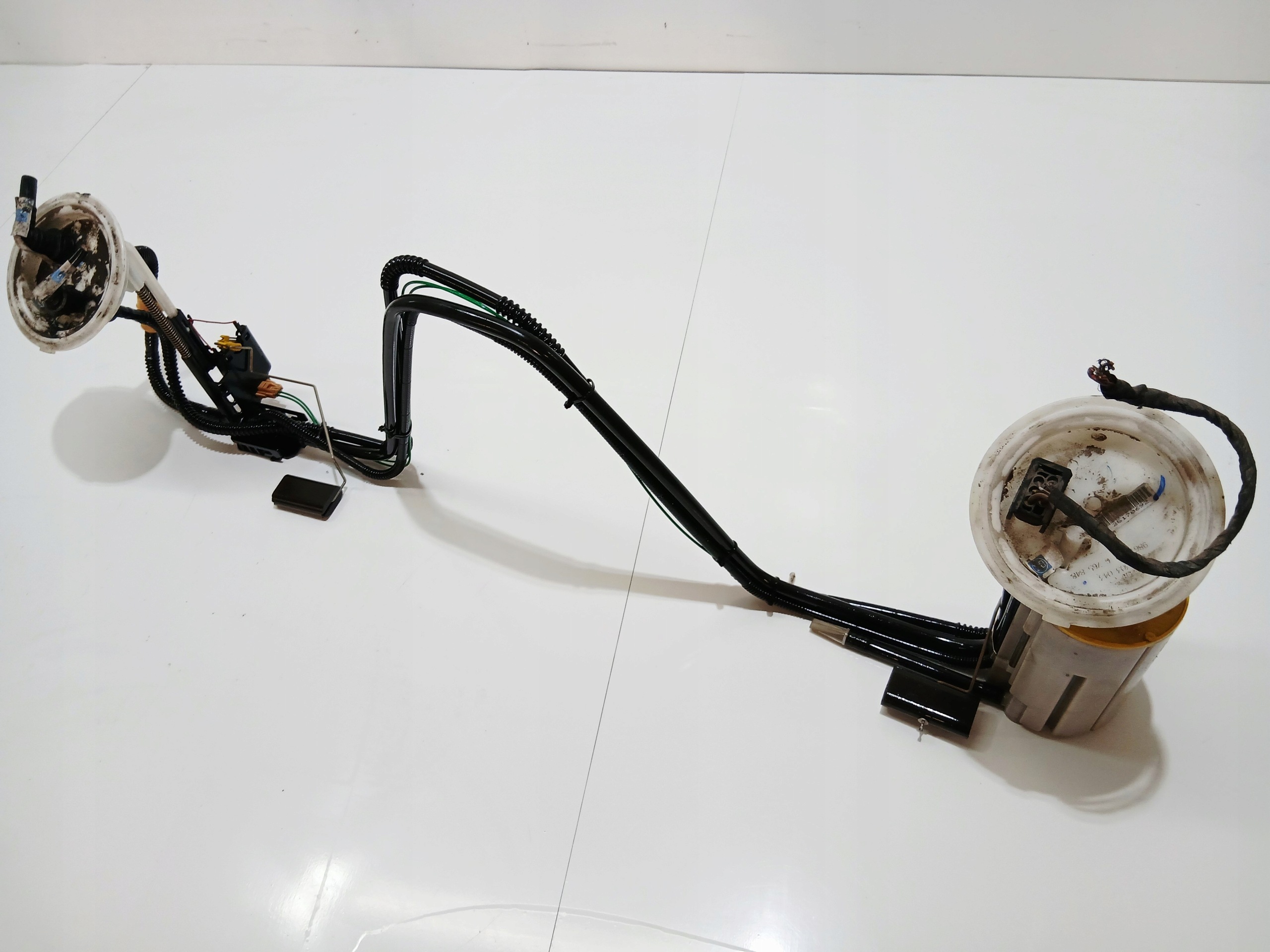 feed pump float BMW E60 E61 LIFT 3.0D 6765848