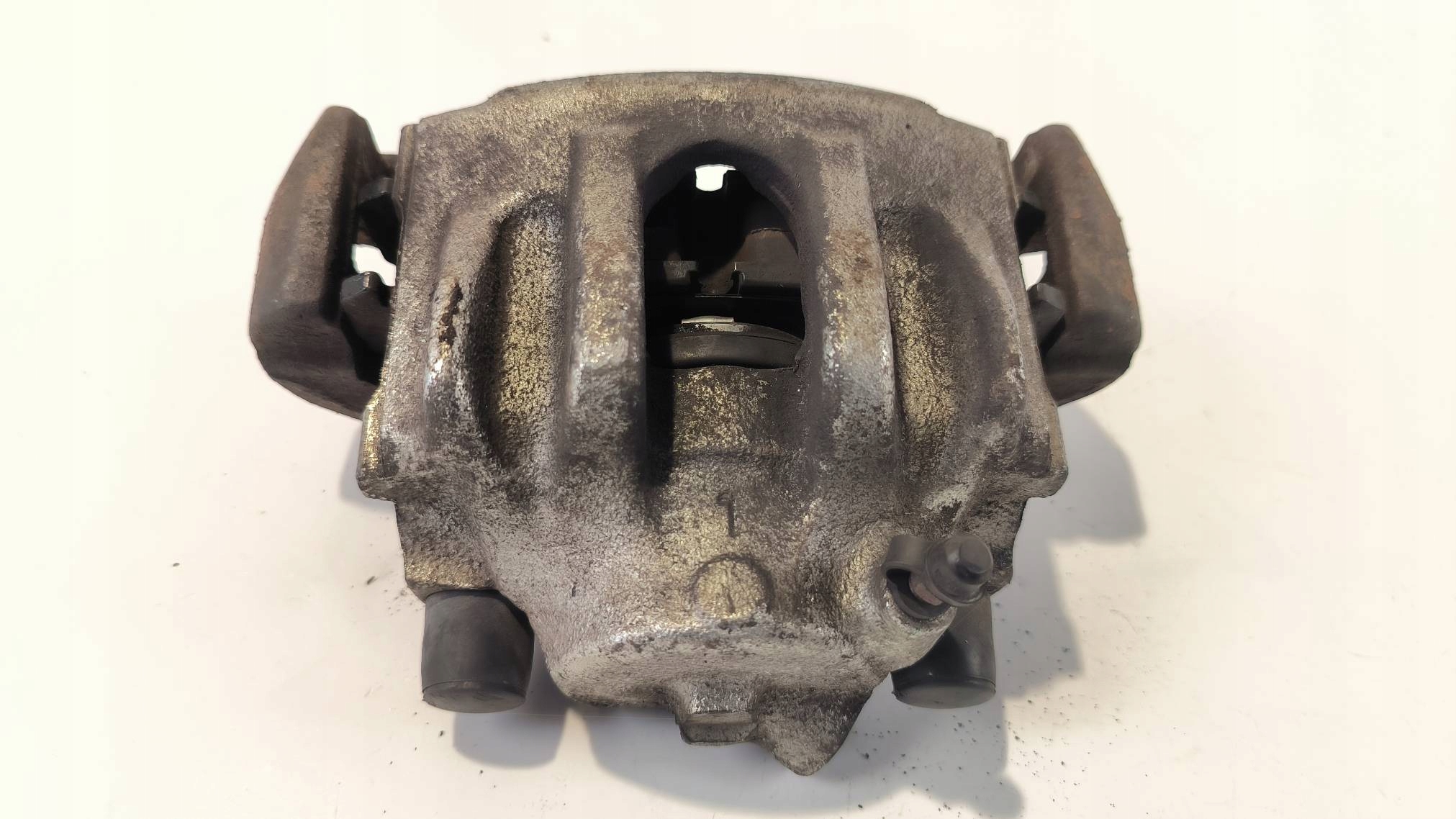 caliper brake front left 1.6 BMW SERIA 3 E36 316i