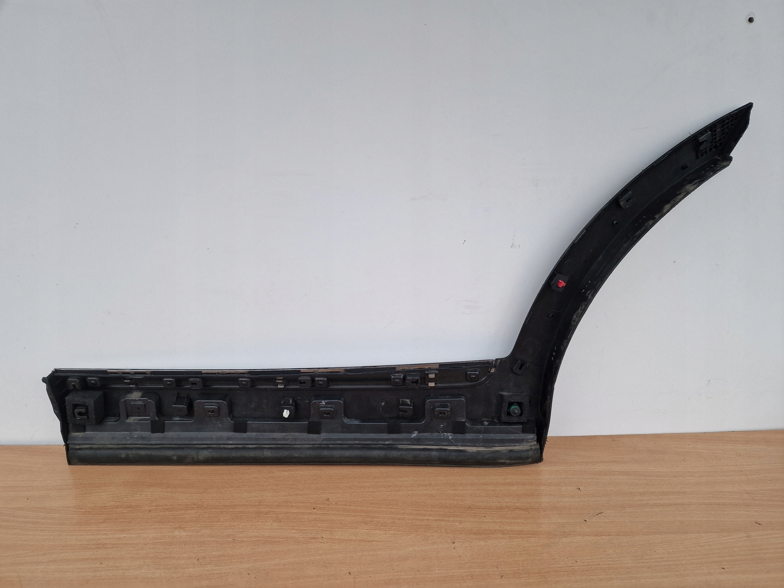 KIA SORENTO 3 III moulding door right rear part cap