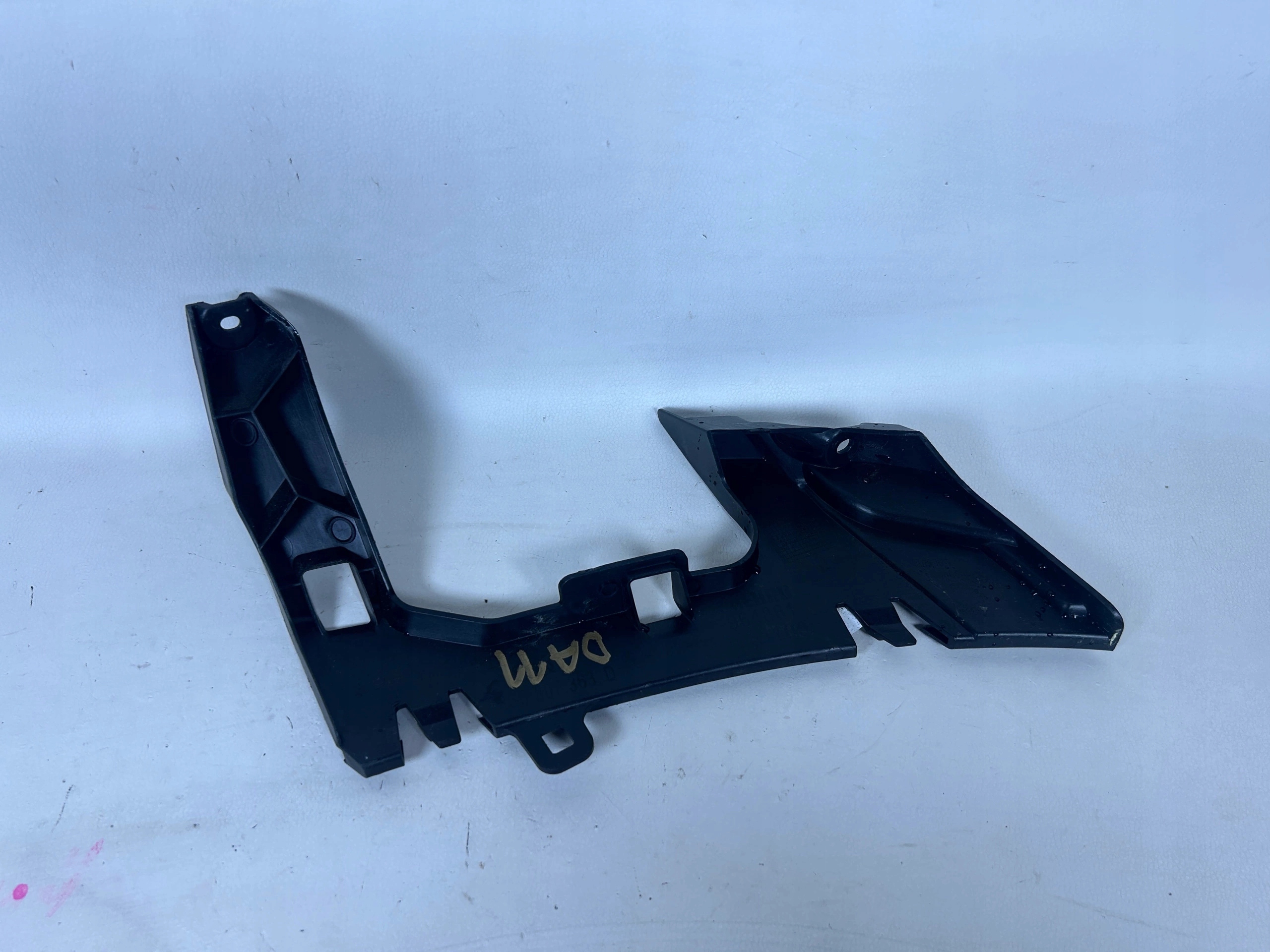 Audi TT element zamykajacy sinistra posteriore 8S0807363D