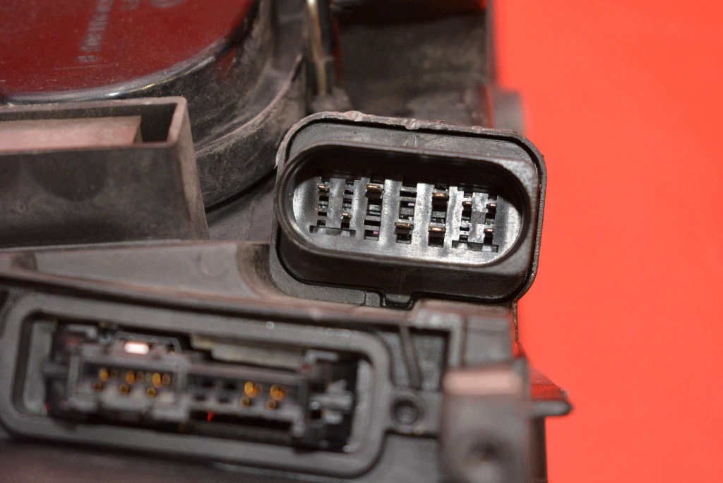 REFLEKTOR left light front lens XENON EU 3C0941751K VW PASSAT B6 05-10
