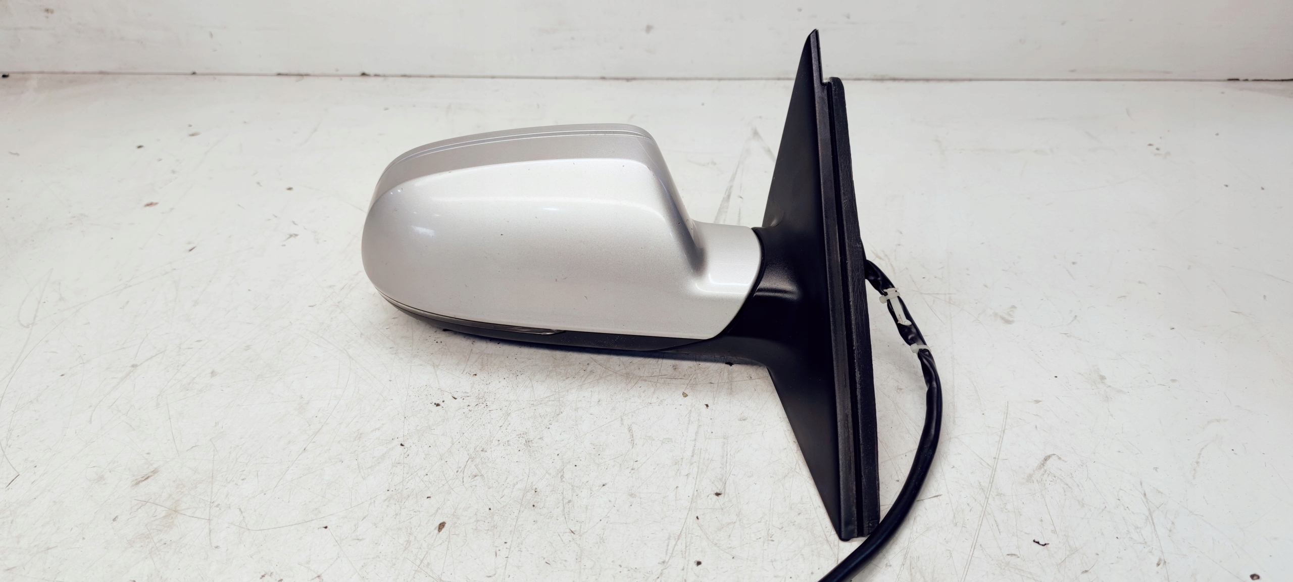 mirror exterior right AUDI A4 B8 LX7W 6+2PIN