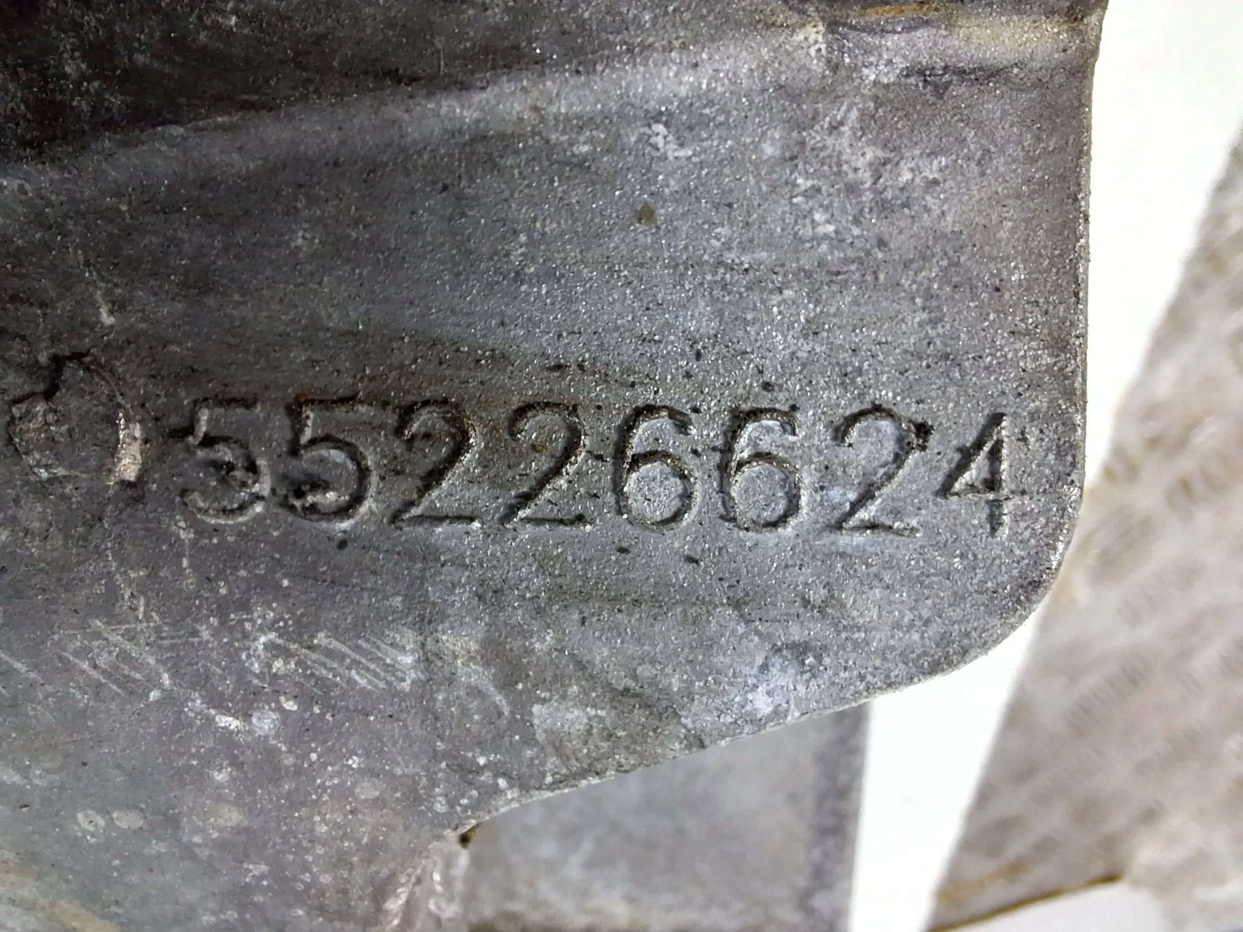 Getriebehalter pompy 55226624 Alfa Lancia 1.6 M-JET