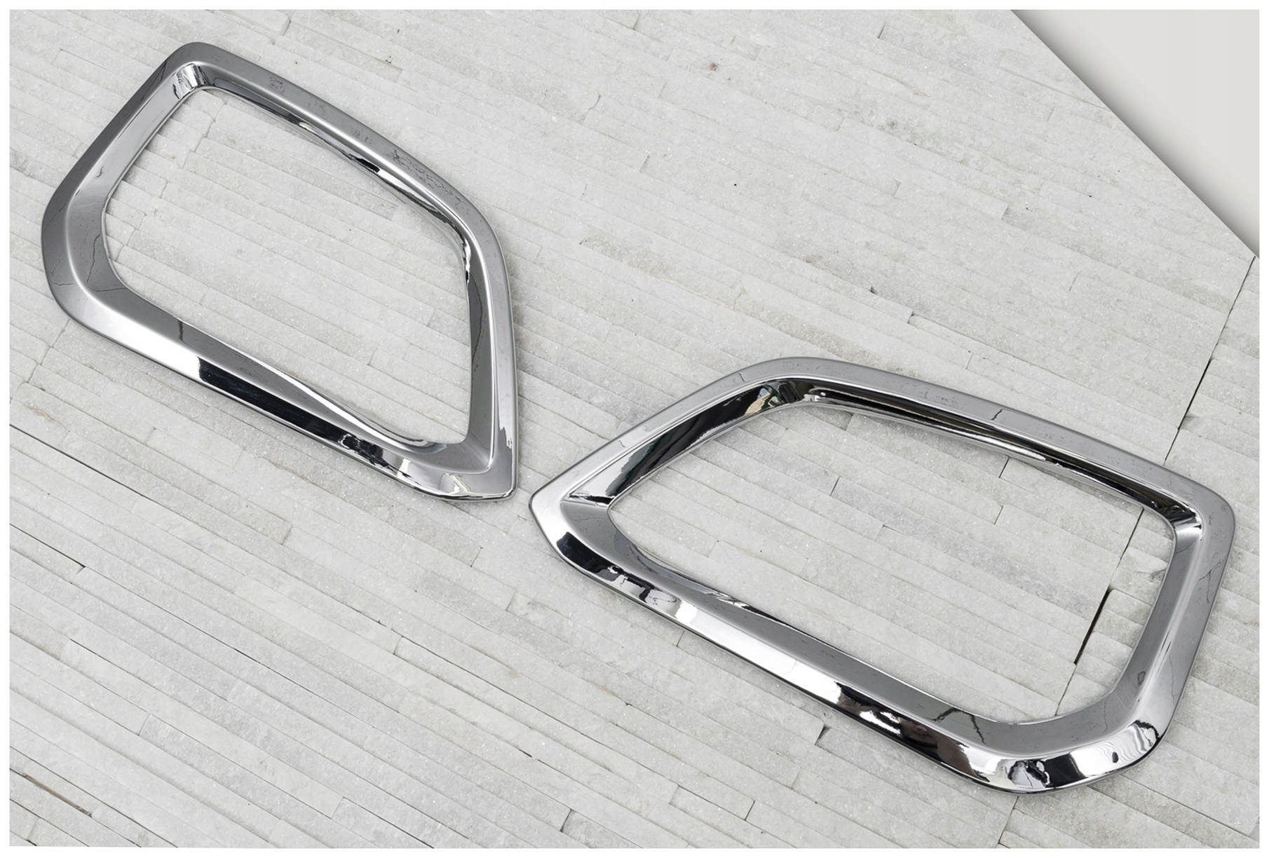 HYUNDAI KONA 17 ELEKTRYCZNA OSLONKI HALOGENOW TYL Producer Venus LTD