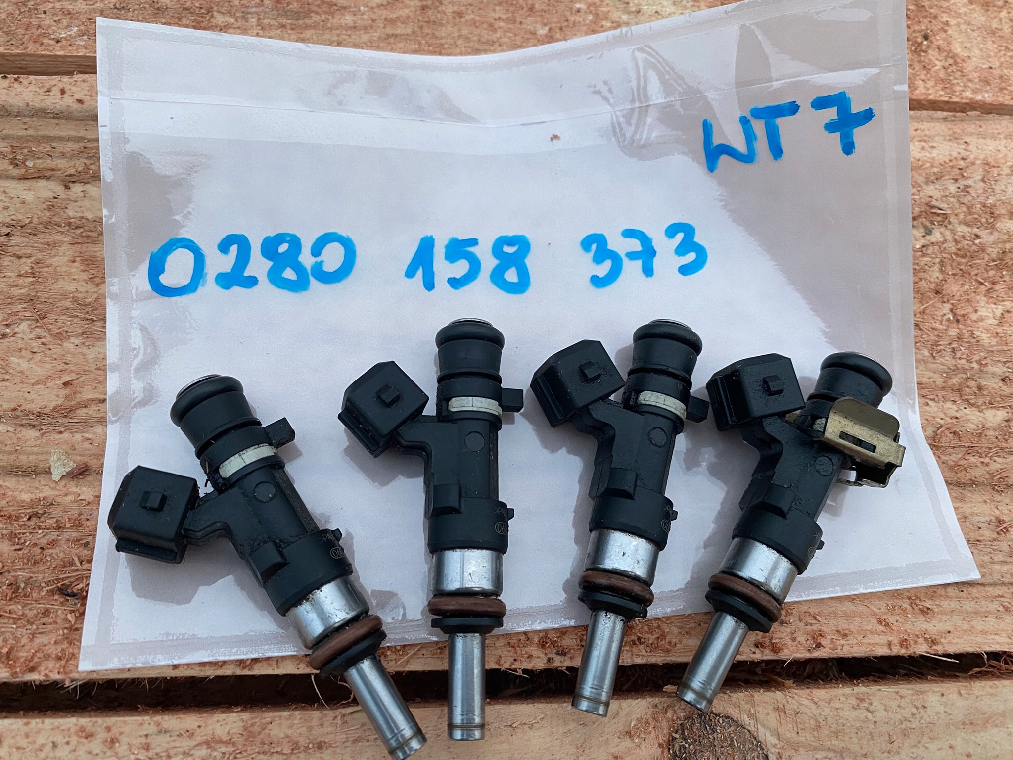 vstrekovač triska Paliva 1.6 OPC Opel Corsa E 0280158373