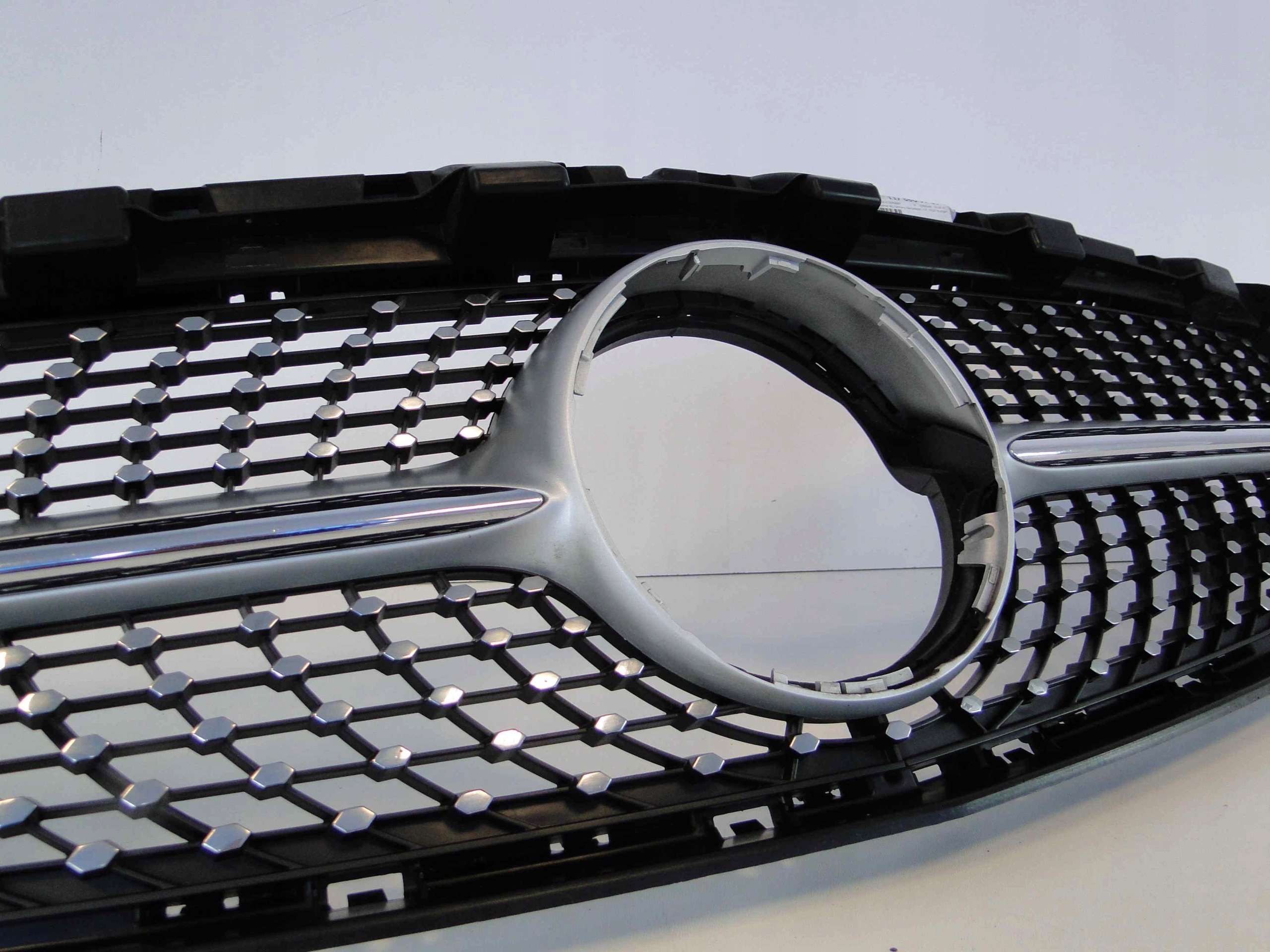 MERCEDES CLA 117 LIFT GRILL ATRAPA DIAMENT AMG Typ samochodu Samochody osobowe