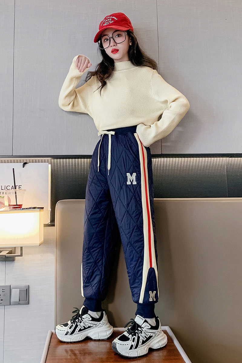 CIEPŁE GRUBE SPODNIE DRESOWE OCIEPLANE JOGGERY zimowe pikowane dziecięce Bohater Inny