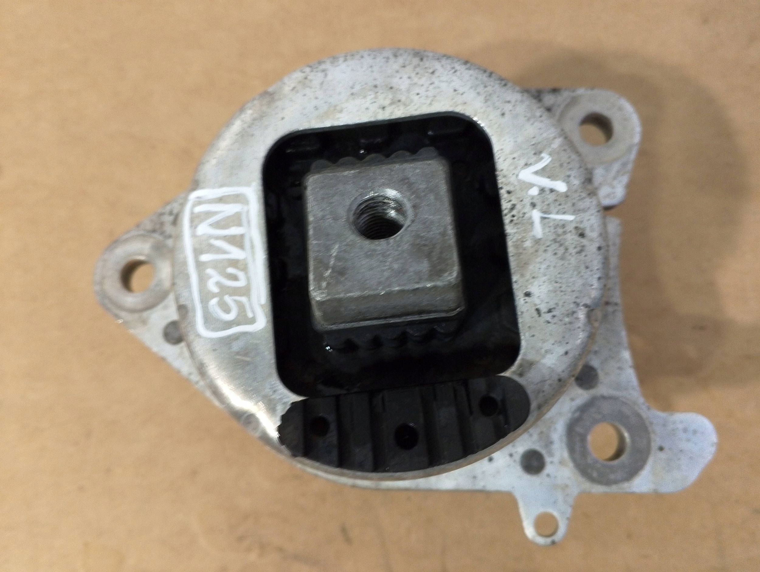 ALFA ROMEO STELVIO airbag engine mount console left 00505515130 (N125)