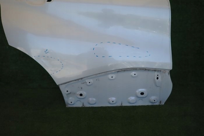 RENAULT CAPTUR II 19- door right rear. rear part