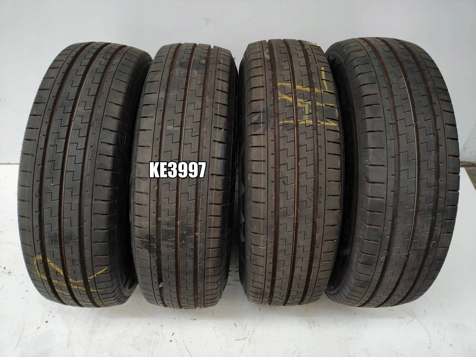 Шини 205/75 / 16C 2шт GITI DEMO (KE3997)