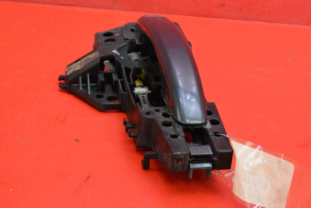 handle right front front LZ7H 8T02837886A AUDI A4 B8 07-11