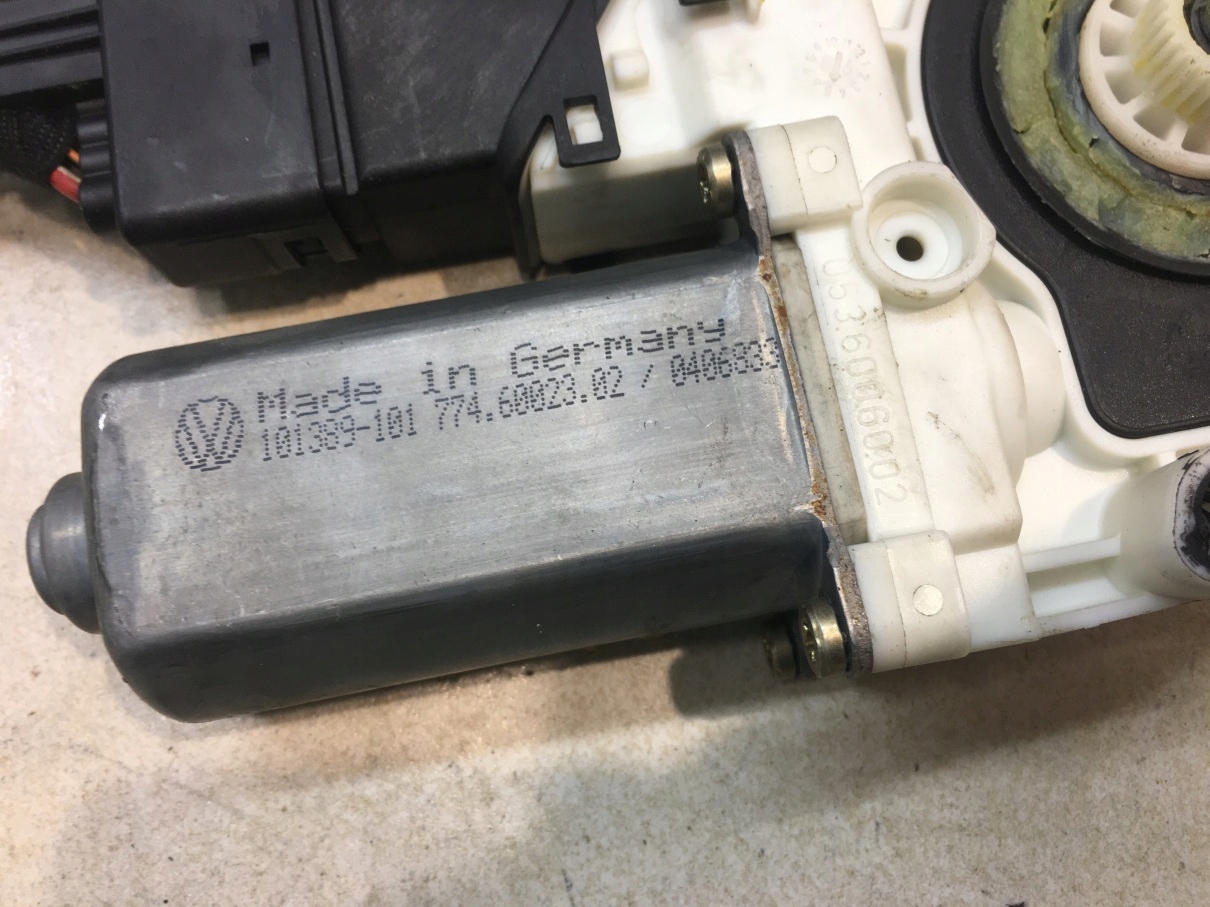 mini motor windows left rear part GOLF IV 1J4839729G