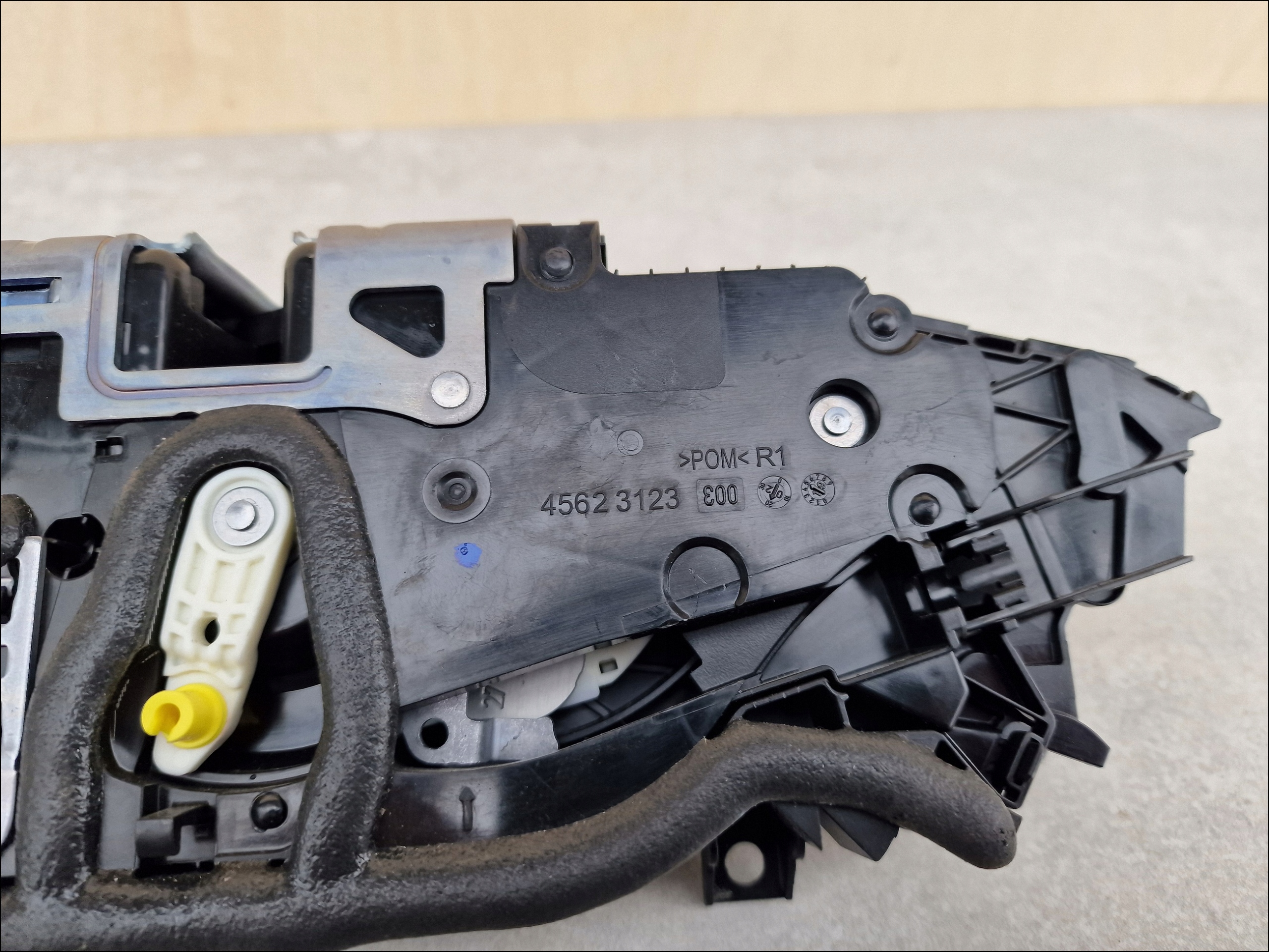 BMW 3 G20 G21 lock door right front 45623123 K73/112
