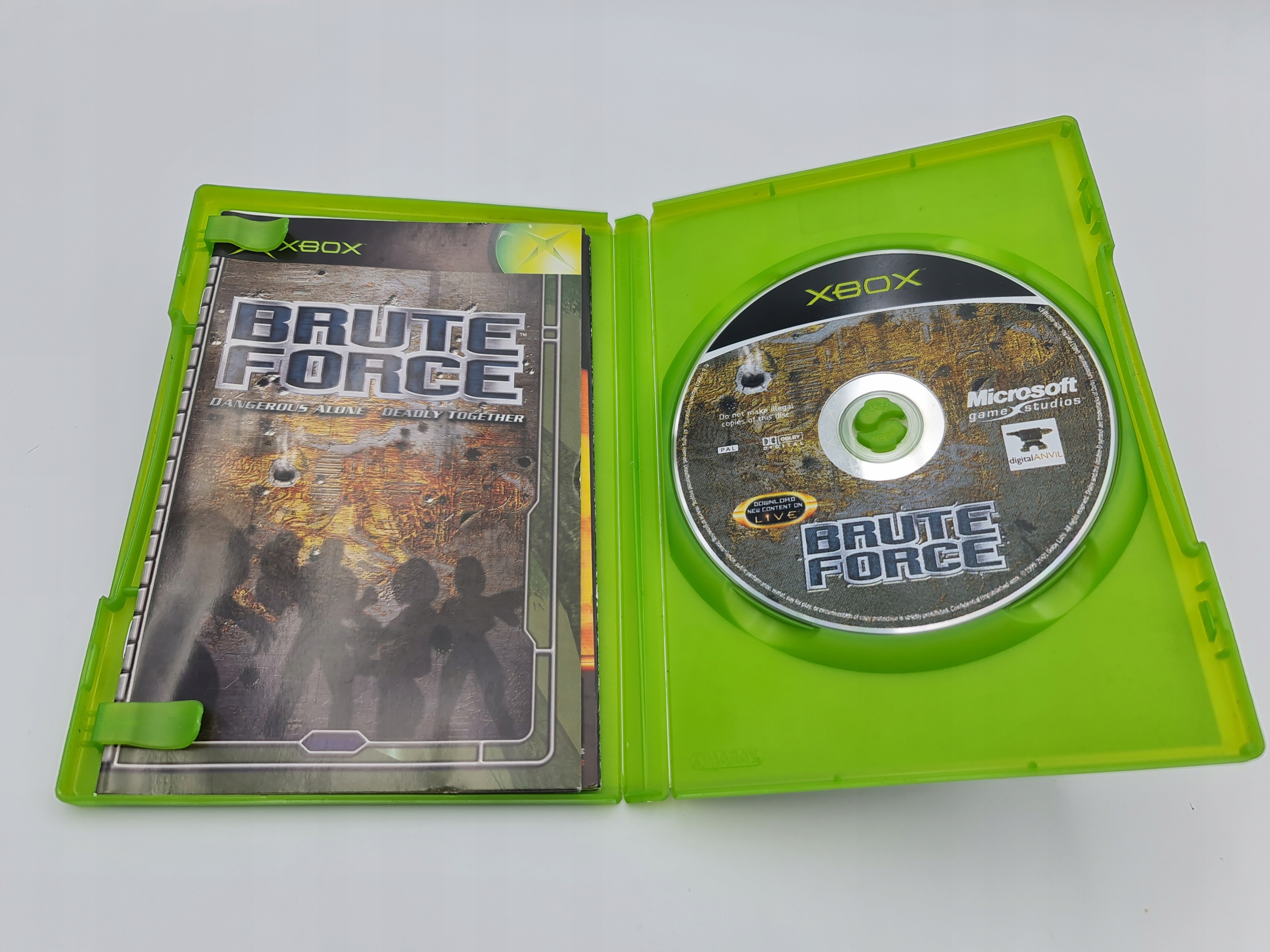 XBOX BRUTE FORCE Tematyka gry akcji