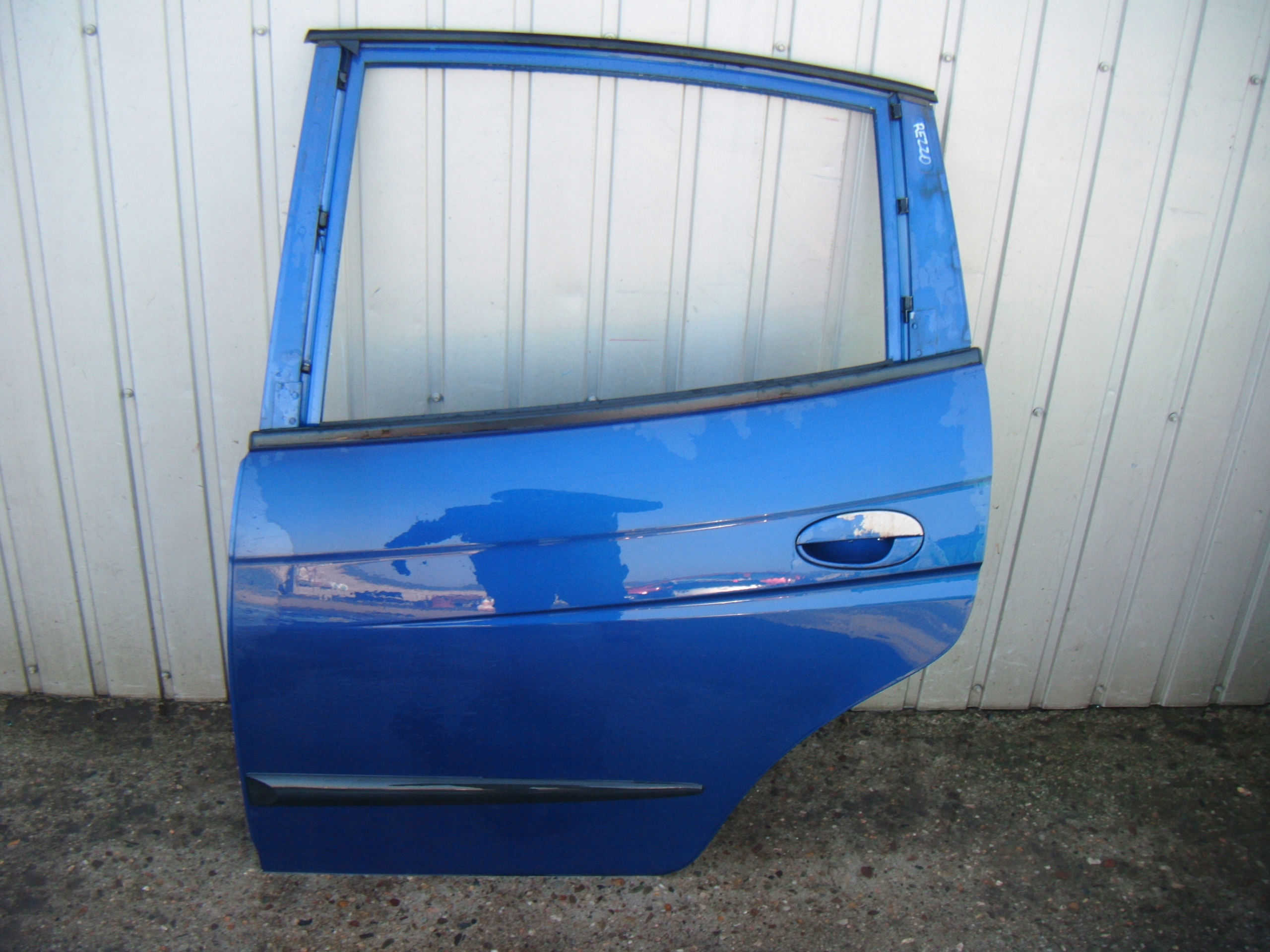 DAEWOO REZZO TACUMA 00-08 1.6 16V DRZWI LEWY TYŁ TYLNE KOD LAK.15U