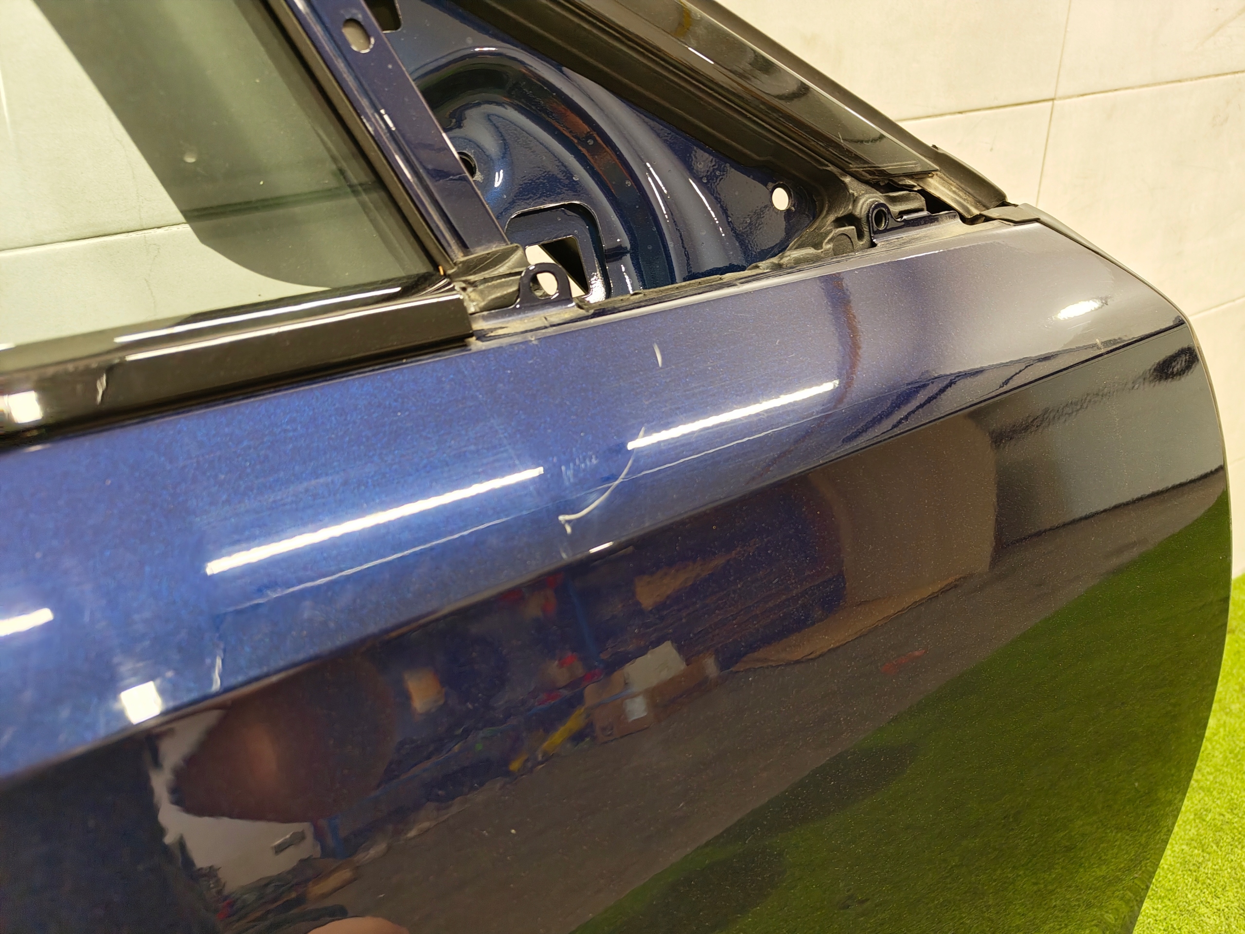 BMW 7 G70 door right front C3Z KEYLESS