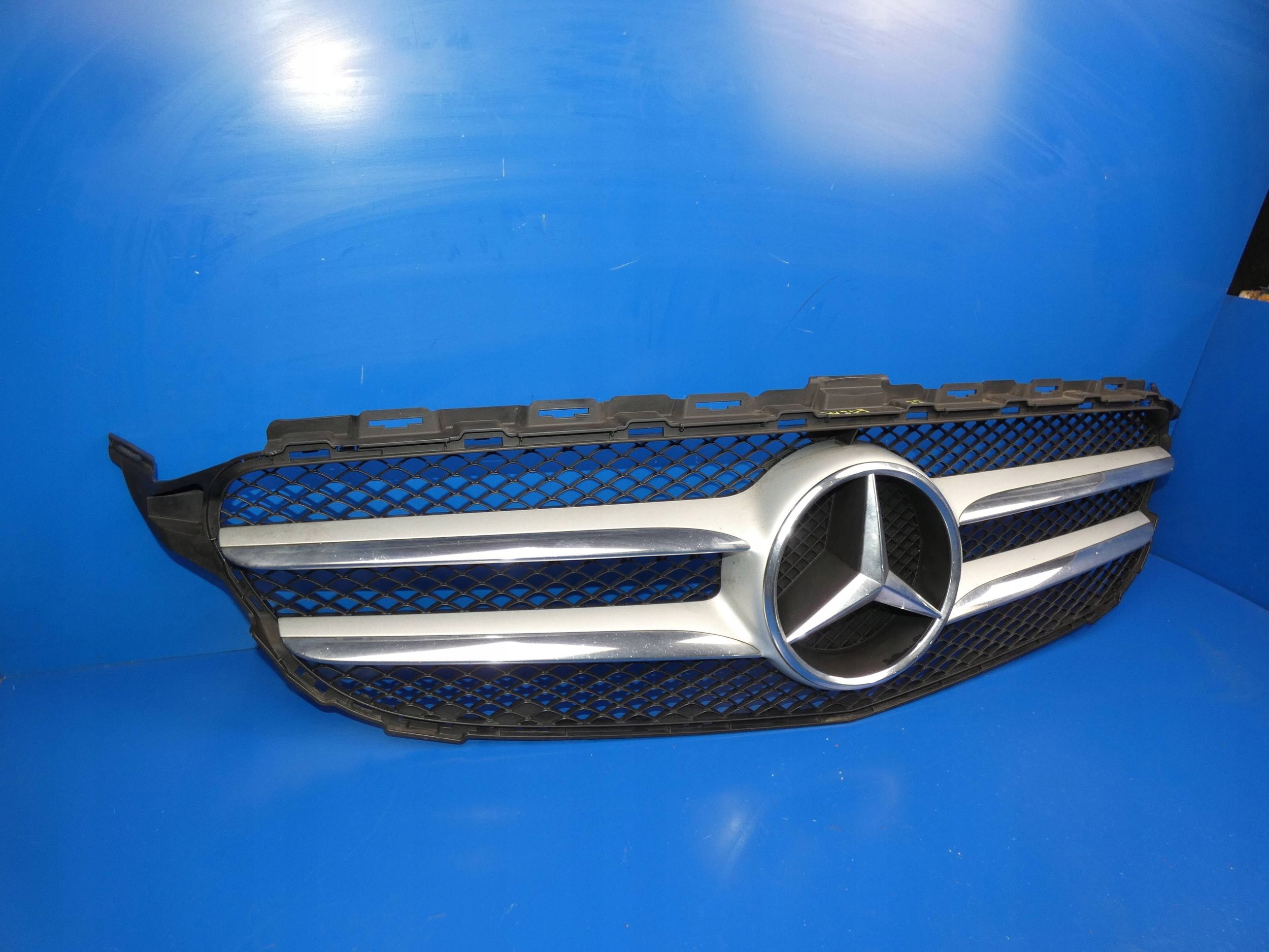 MERCEDES C KLASA W205 grill grille logo