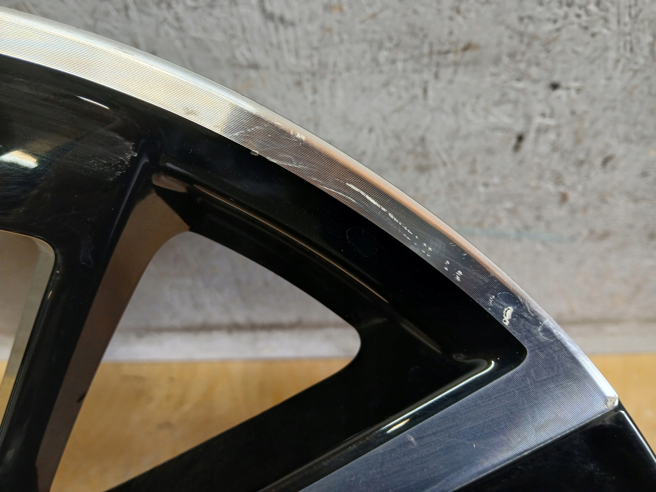 disk hliníkový NISSAN 8J 20" ET40 5X114,3