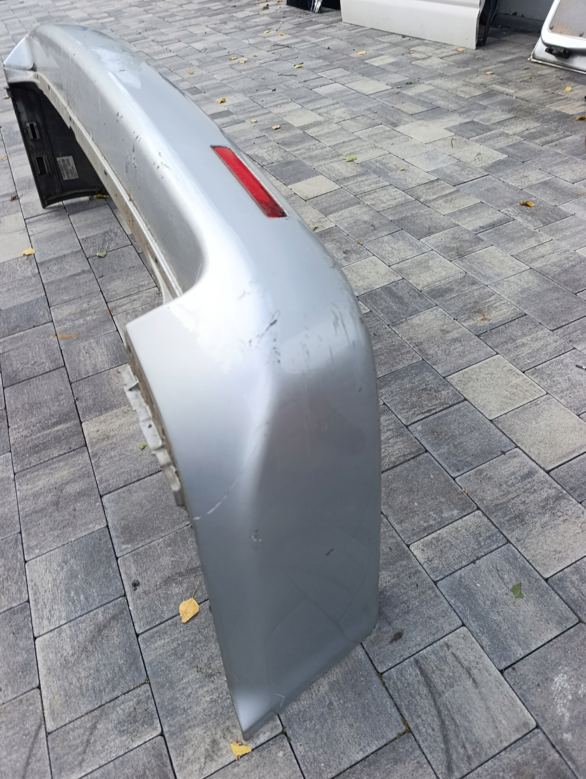 bumper rear part VW T5 LIFT complete srebrny