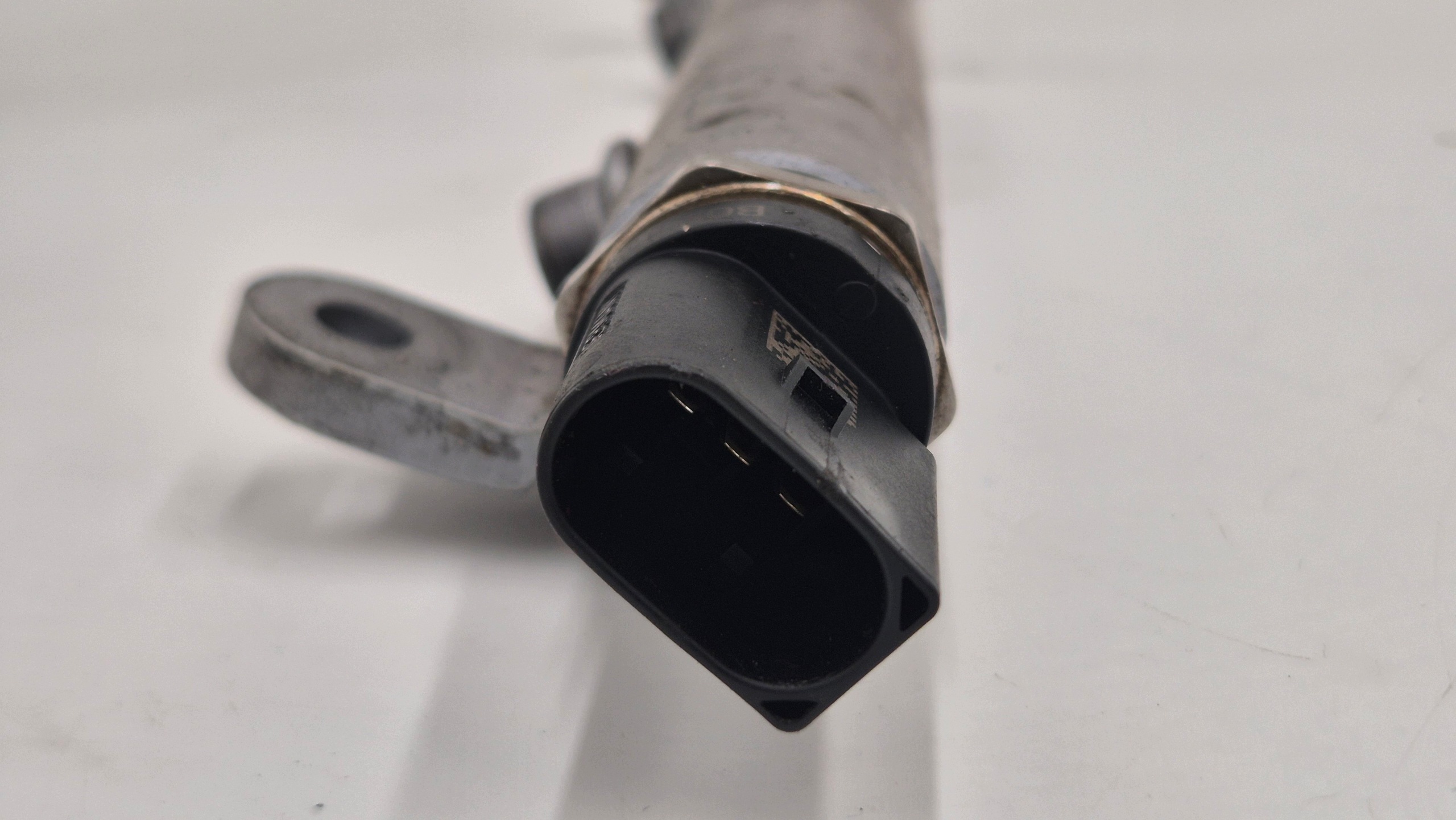 Rampe injection MERCEDES W221 6420702595 Original!