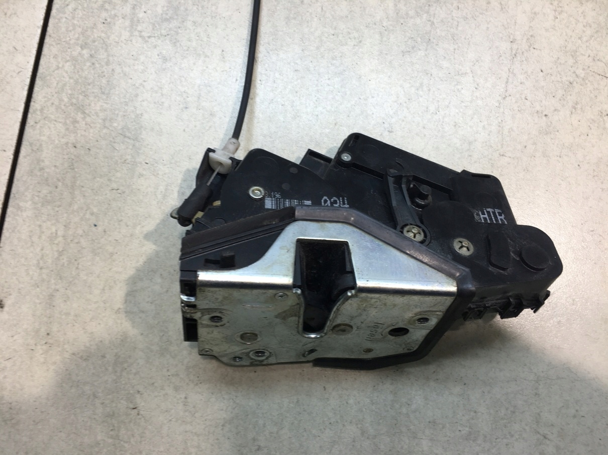 lock door right rear part BMW 3 E46 316 and 7 PIN