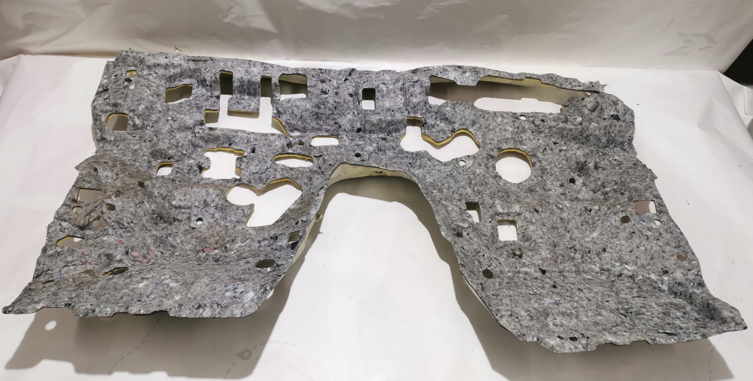 FORESTER SJ IV 13-ЗВУКОІЗОЛЯЦІЯ ПЕРЕГОРОДКИ