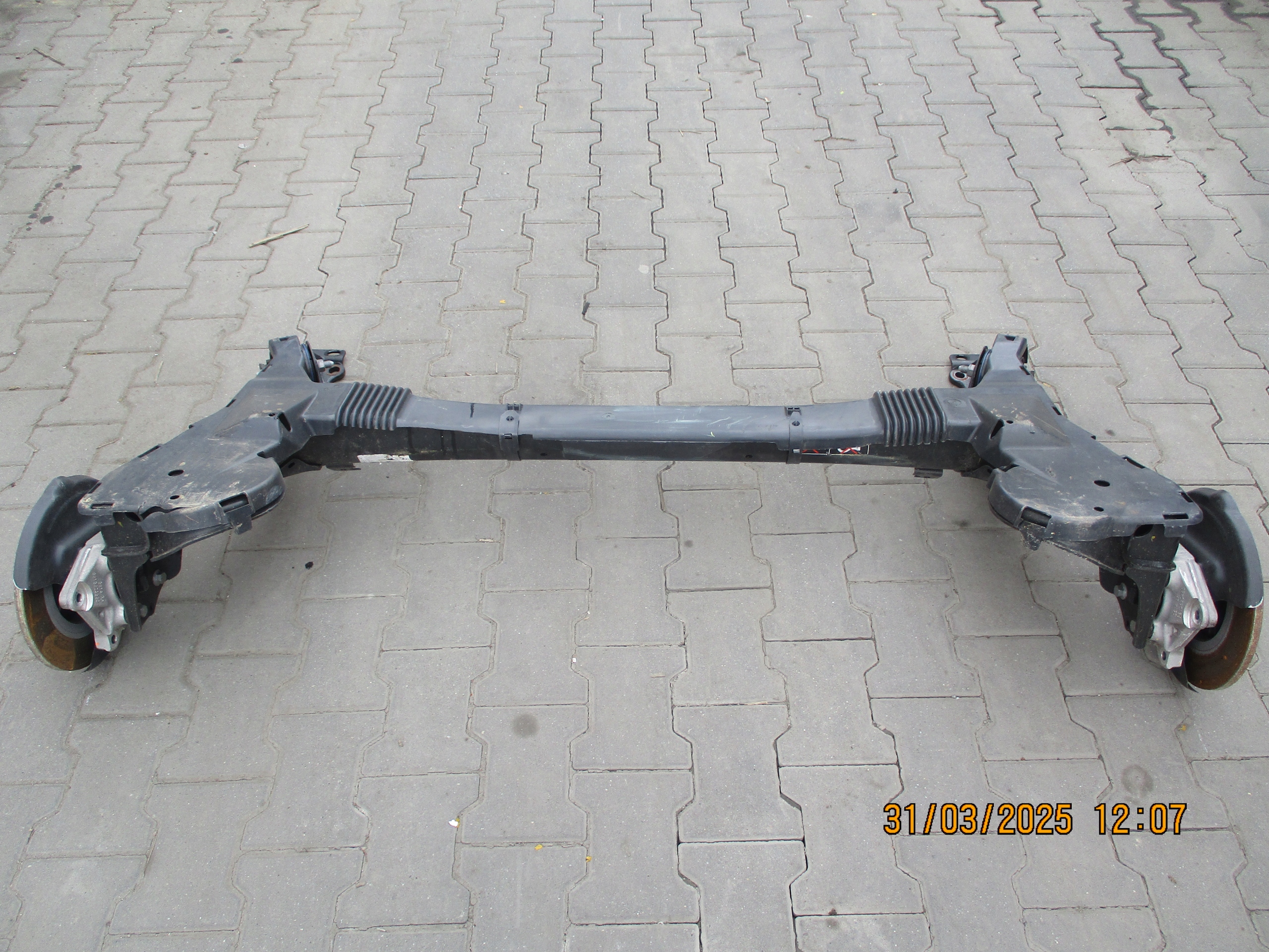 axis rear sider rear part FIAT DOBLO 23R 1,5D