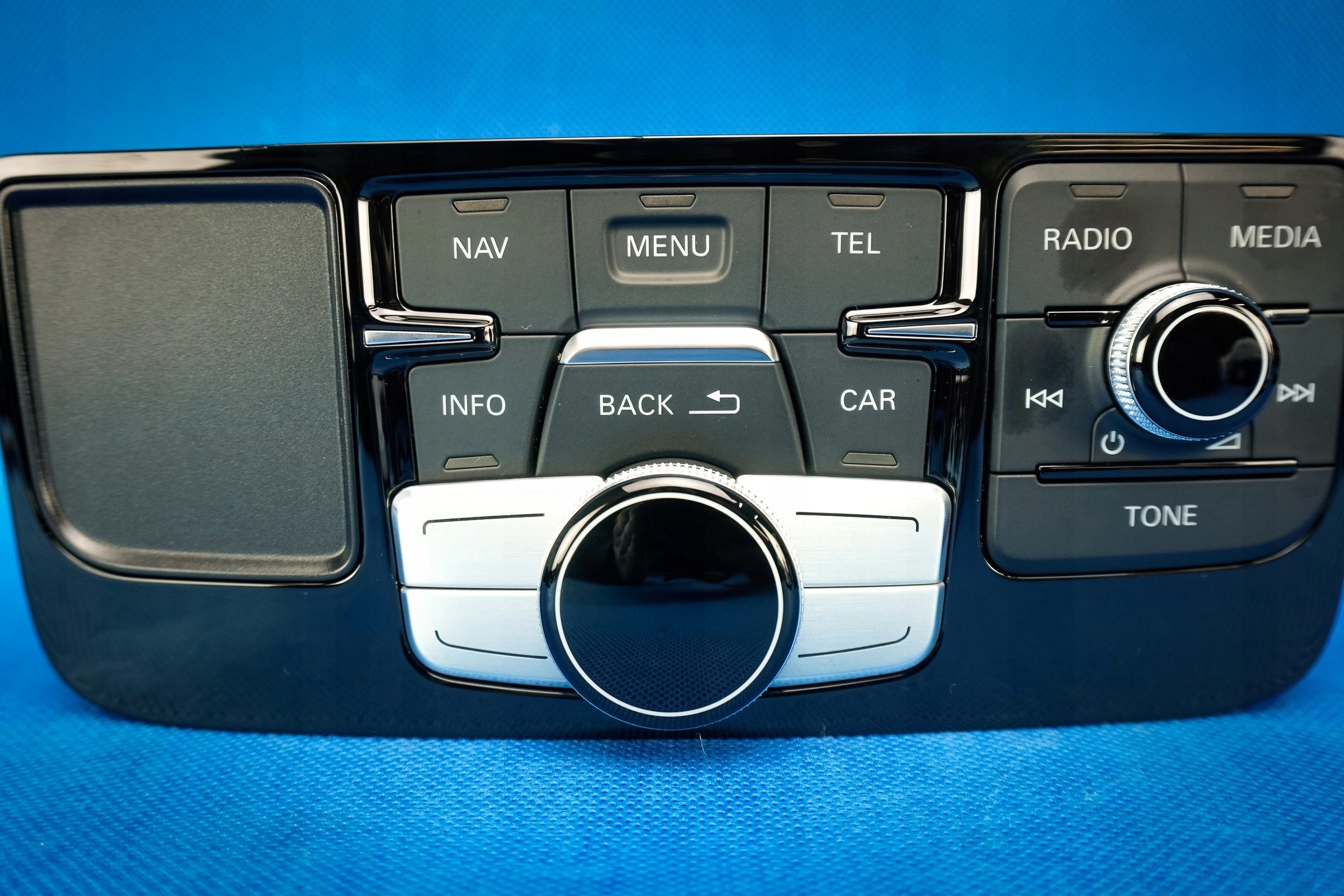 control panel Touchpad MMI Audi A8 4H1919600N
