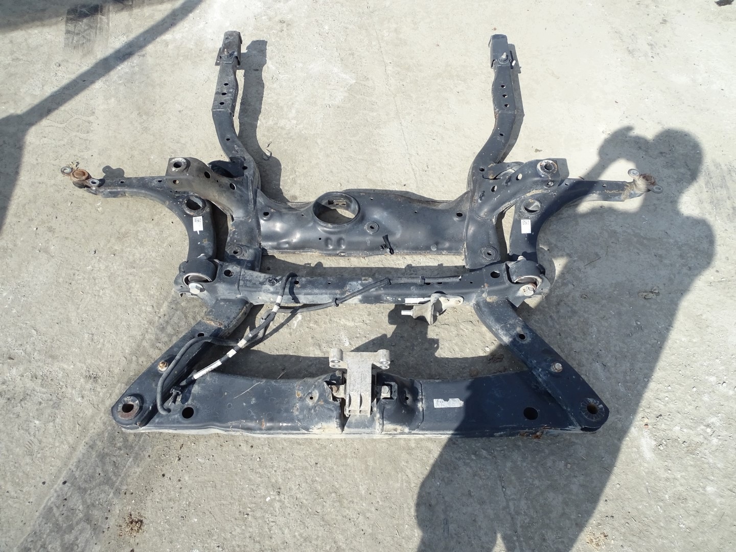 axle beam subframe axle beam front front CRAFTER II MAN TGE 2.0 TDI 2N0199316J
