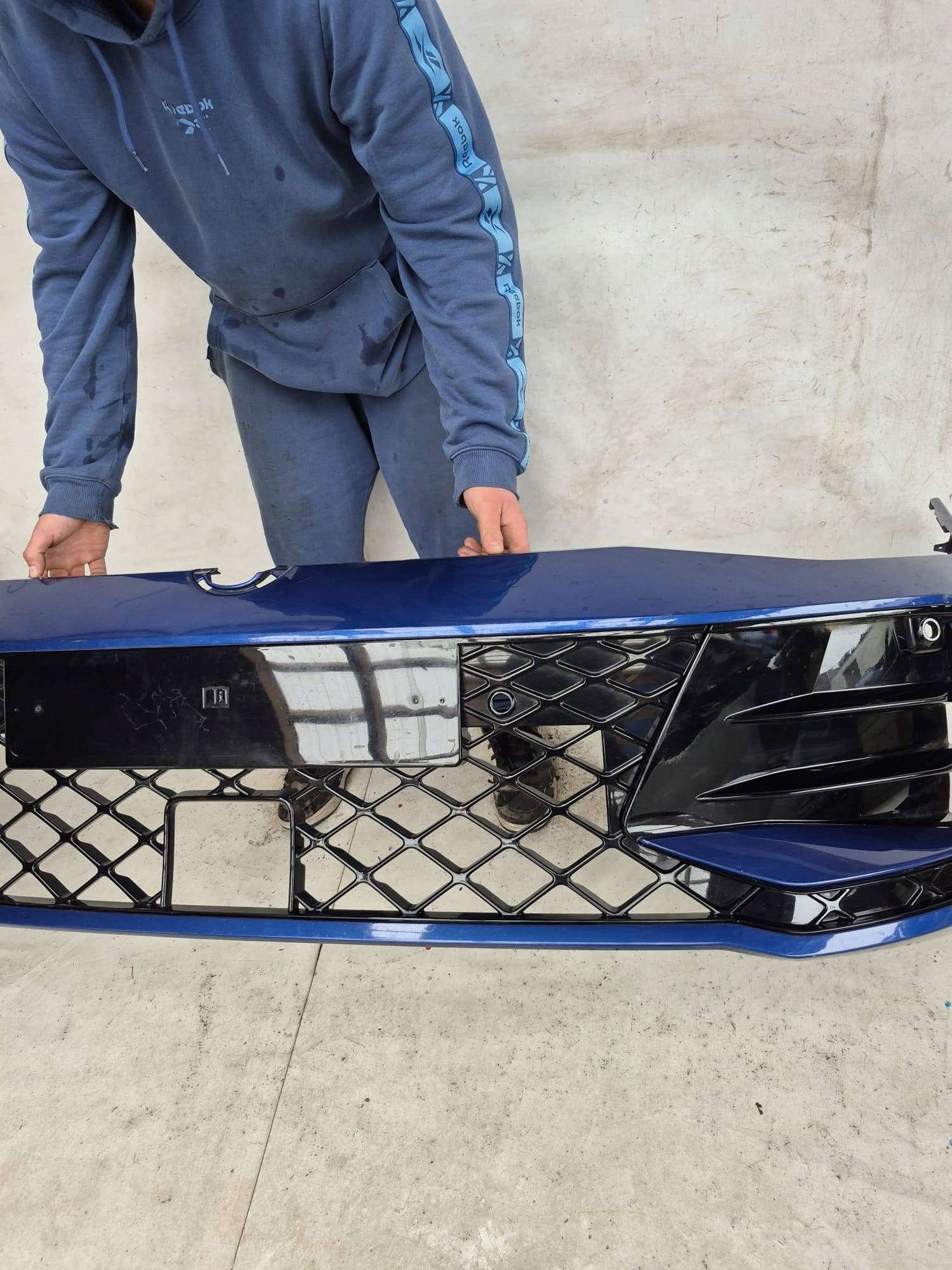 VW PASSAT B9 3J0 R-LINE 23- bumper front front PDC